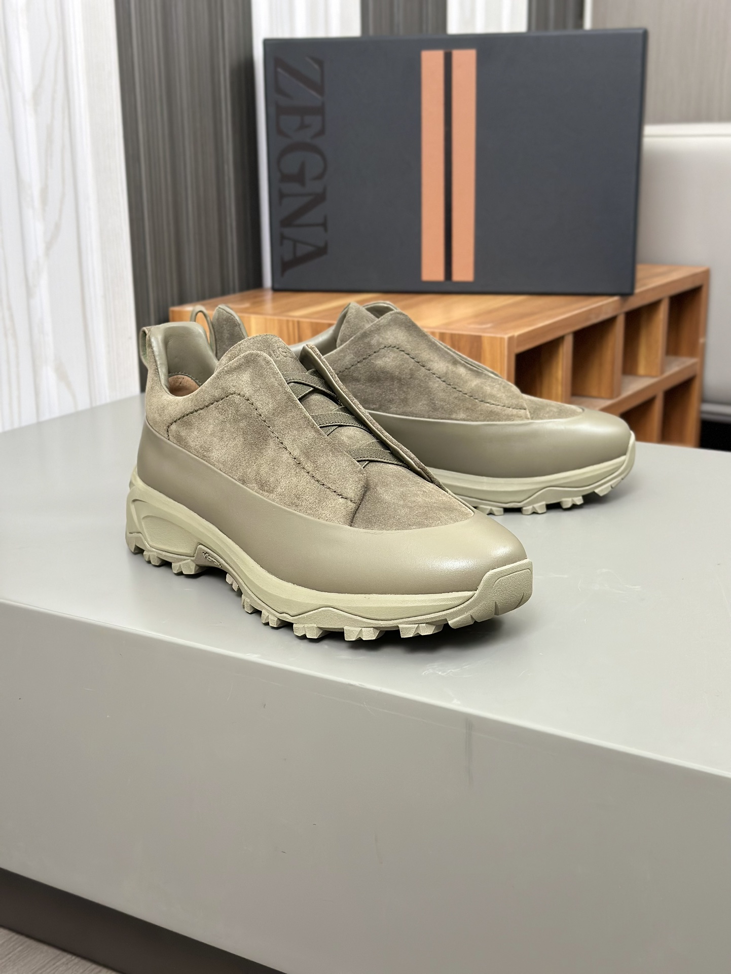 2024Nueva Serie ZEGNA Zegna Zapatos de los hombres de gamuza Triple StitchMonte zapatos casuales de 