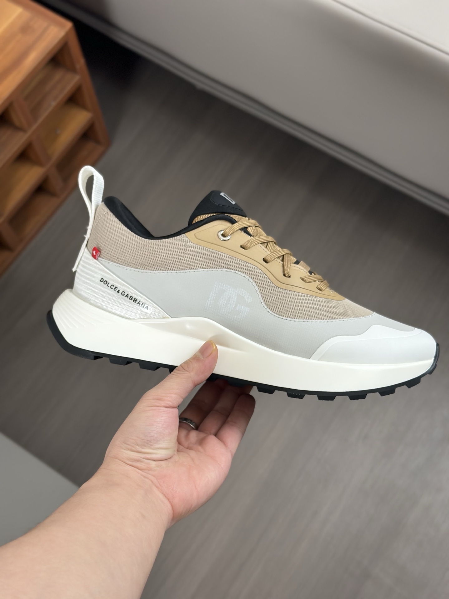 --Nuevo--Dolce&Gabbana--DG de gama alta de los hombres zapatos deportivo-casual. Mostrador superior 