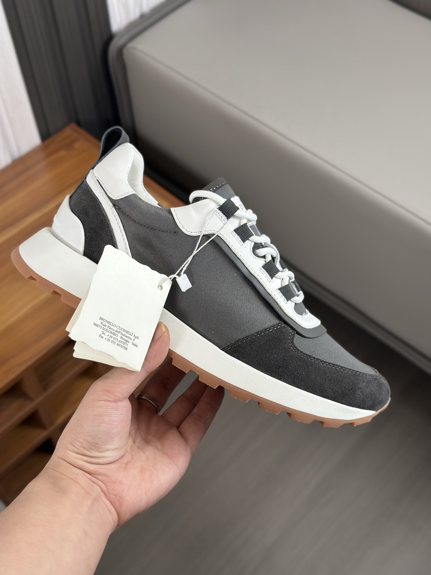 Brunello Cucinelli 2025 ss primavera y verano nuevos zapatos de los hombres a que se refiere (BC) Es