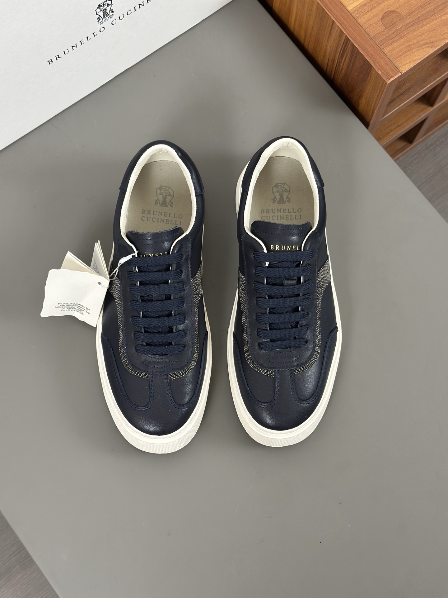 Brunello Cucinelli 2025 ss primavera y verano nuevos zapatos de los hombres a que se refiere (BC) Es