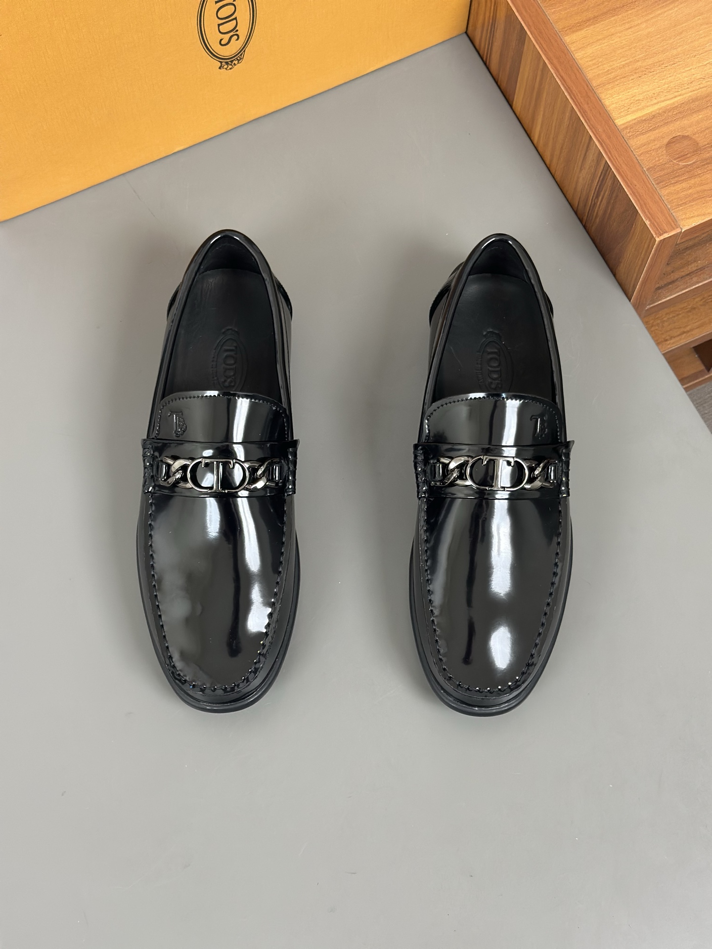 punto explosivo nuevo en los estantes, de alta calidad Tods familia de los hombres de soja zapatos d