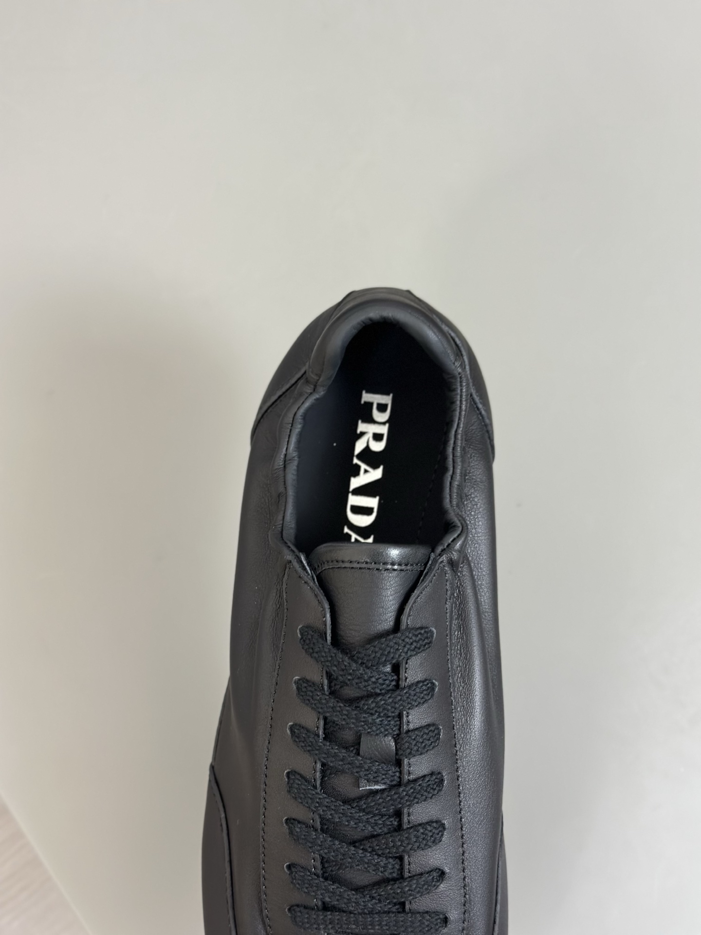 [PRADA] - Calidad de gama alta Original único - Parte superior: piel de becerro de gamuza, lona de m
