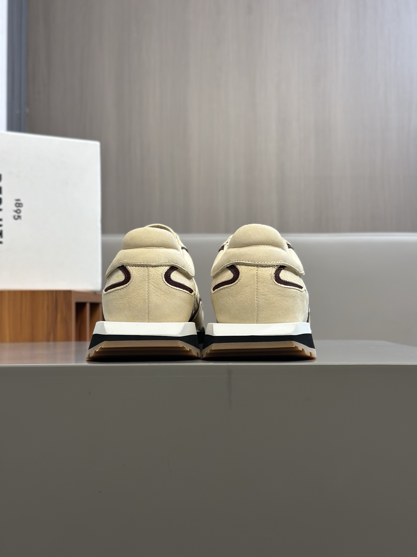 Nuevos zapatos Berluti Bruti para hombre Muy trabajados Puramente hechos a mano Este zapato excepcio