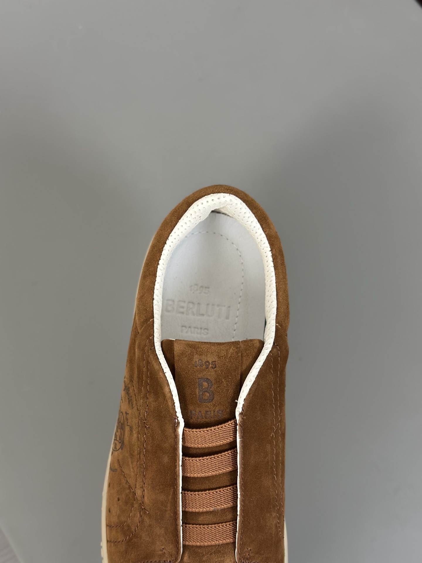 Nuevos zapatos Berluti Bruti para hombre Muy trabajados Puramente hechos a mano Este zapato excepcio