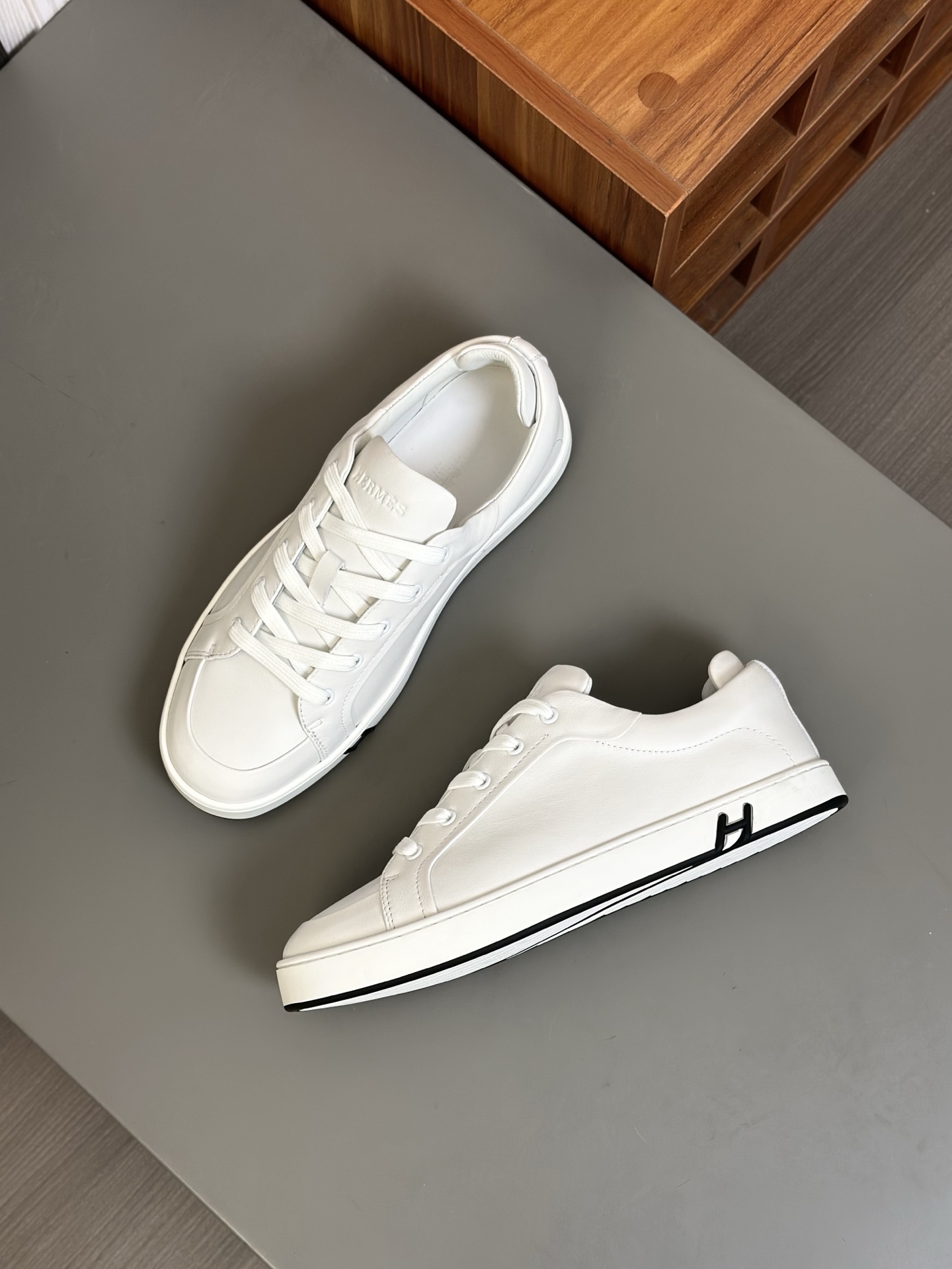Hermès White Nappa Leather Sneakers for Men, Designer Casual Shoes 3 i1742174795627 8031 0 1
