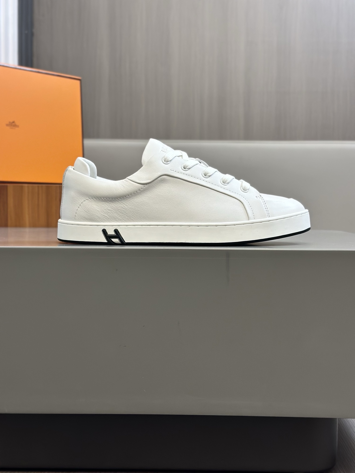 Hermès White Nappa Leather Sneakers for Men, Designer Casual Shoes 4 i1742174796710 3241 0 2