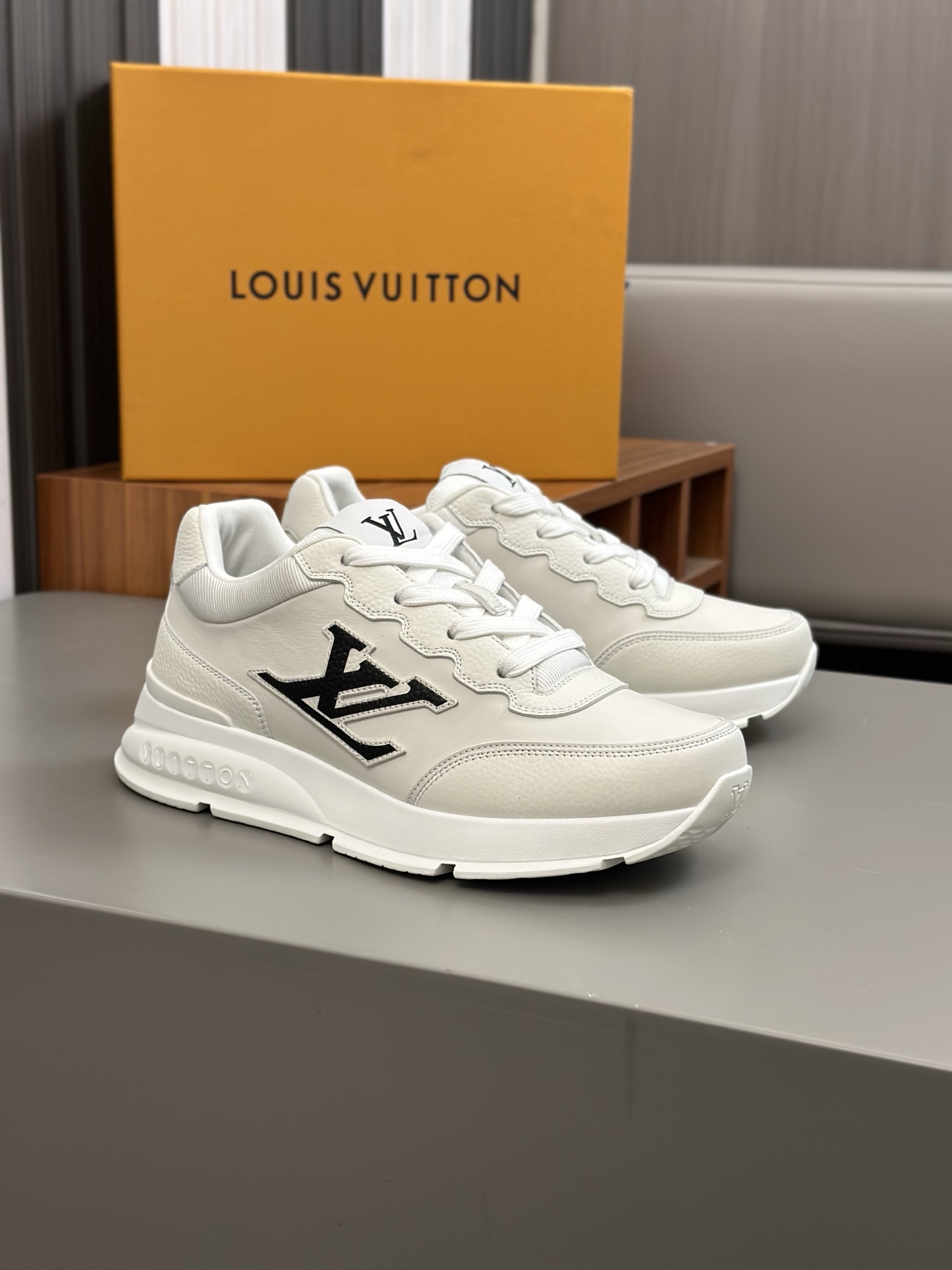 Louis Vuitton Trainer Sneakers - Upgraded Quality & Unbeatable Comfort 5 i1742542798861 2380 0 3