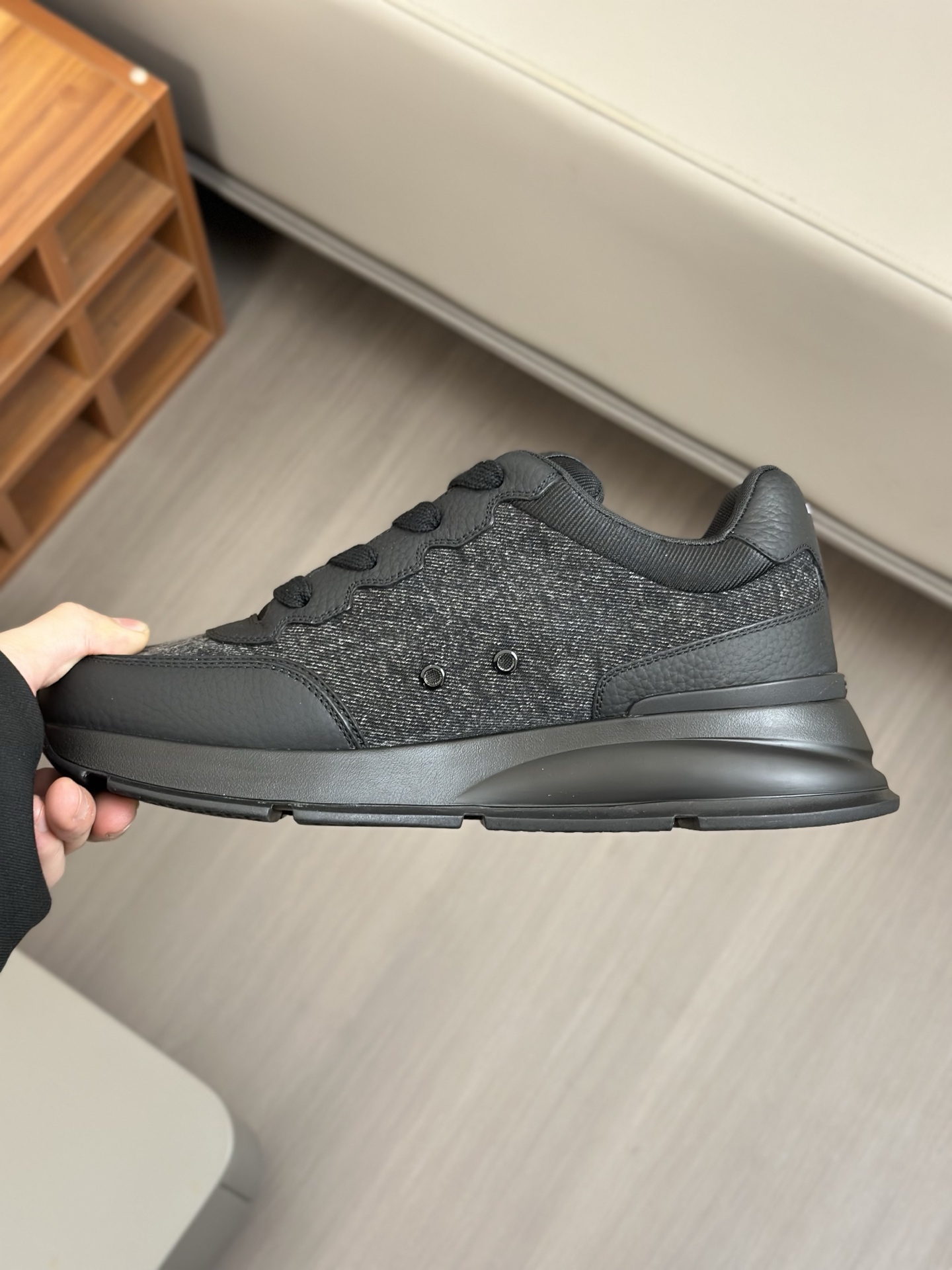 Louis Vuitton Trainer Sneaker: Premium Quality, Stylish Design, Ultimate Comfort 8 i1742542826436 8667 0 6