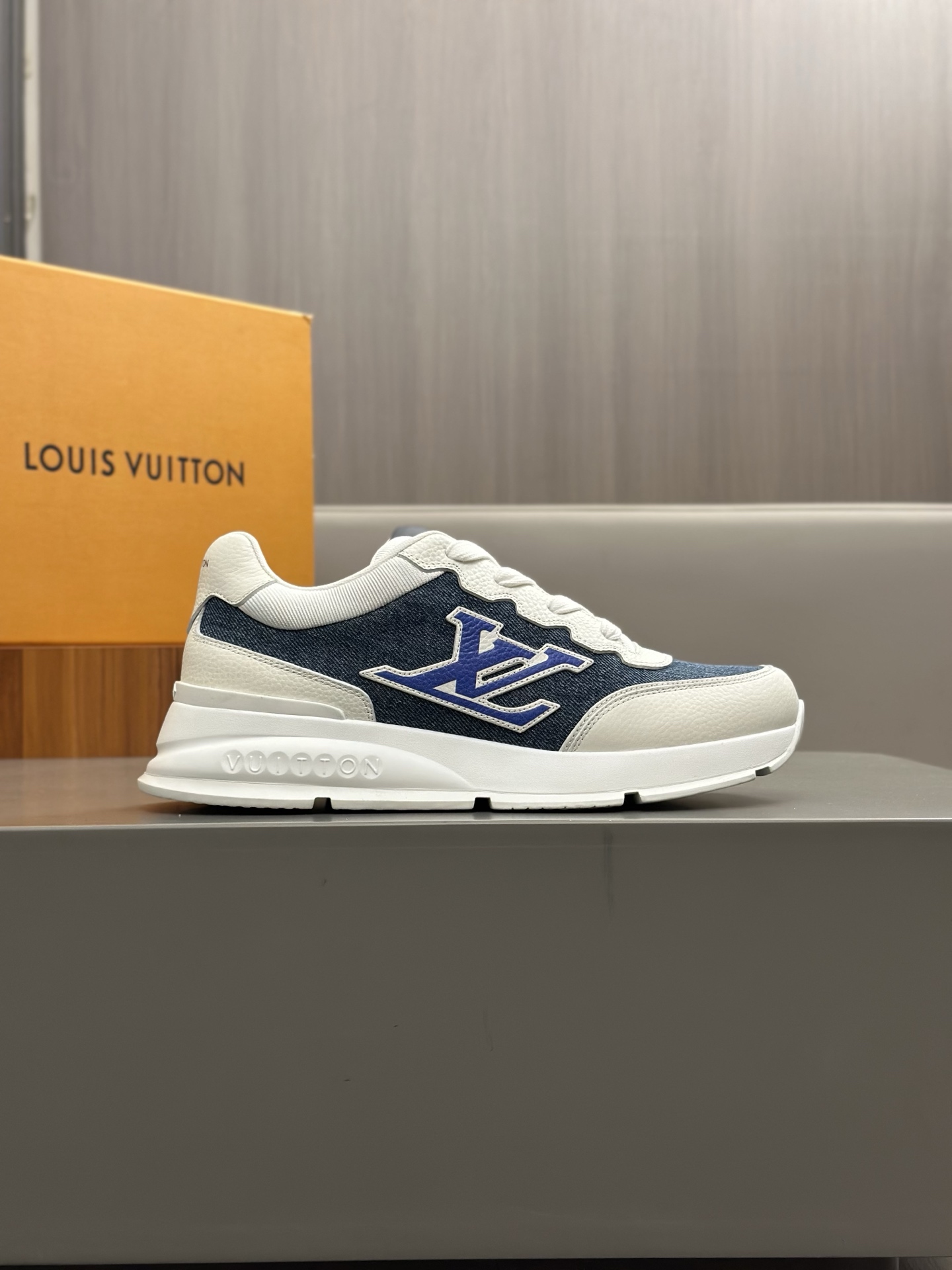Louis Vuitton Trainer Sneakers - Upgraded Quality, Superb Details, Limited Edition 4 i1742542864313 6587 0 2