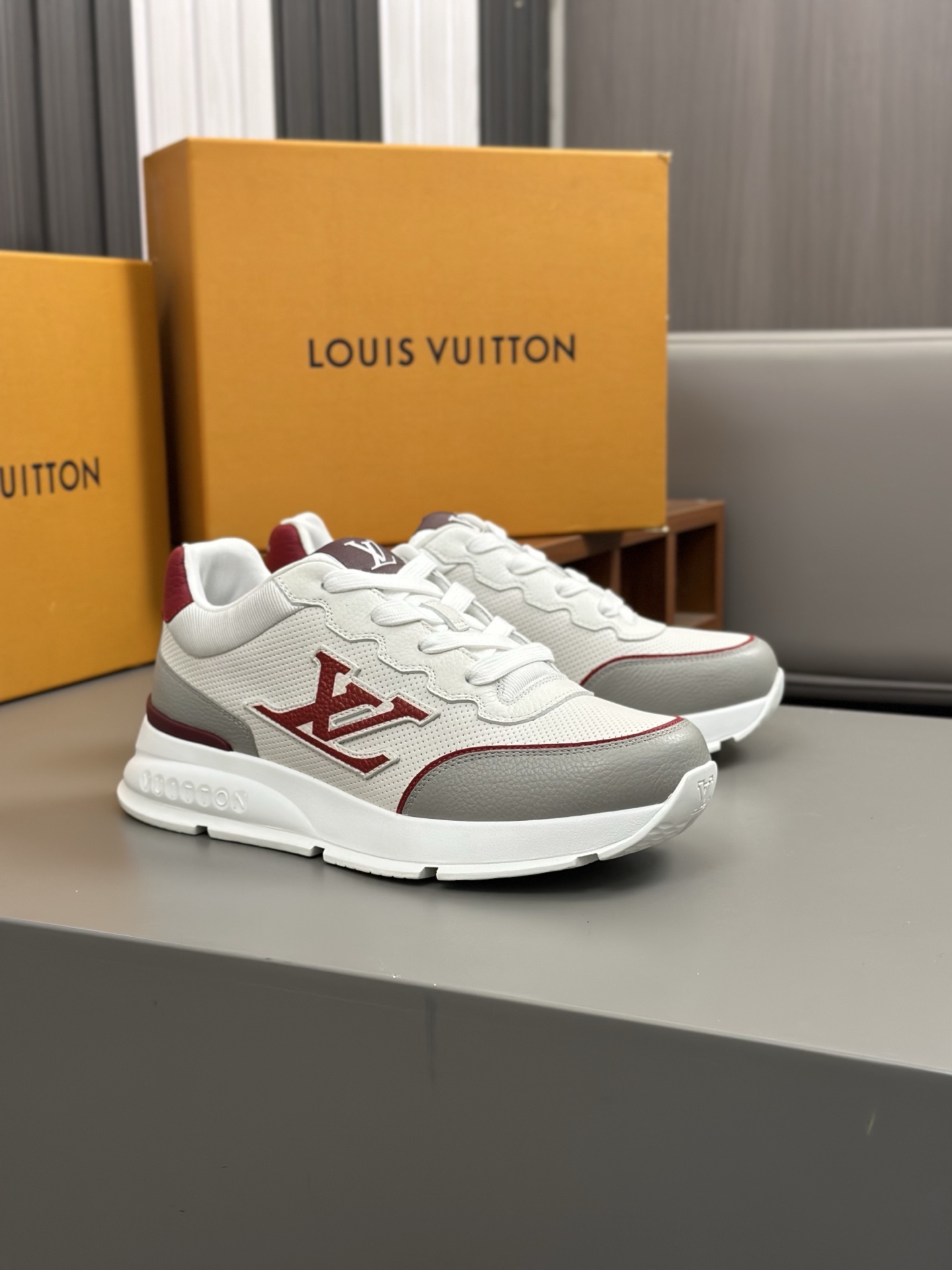 Louis Vuitton Trainer Sneakers: Stylish, Comfortable, and High-Quality Design 5 i1742542874074 3154 0 3