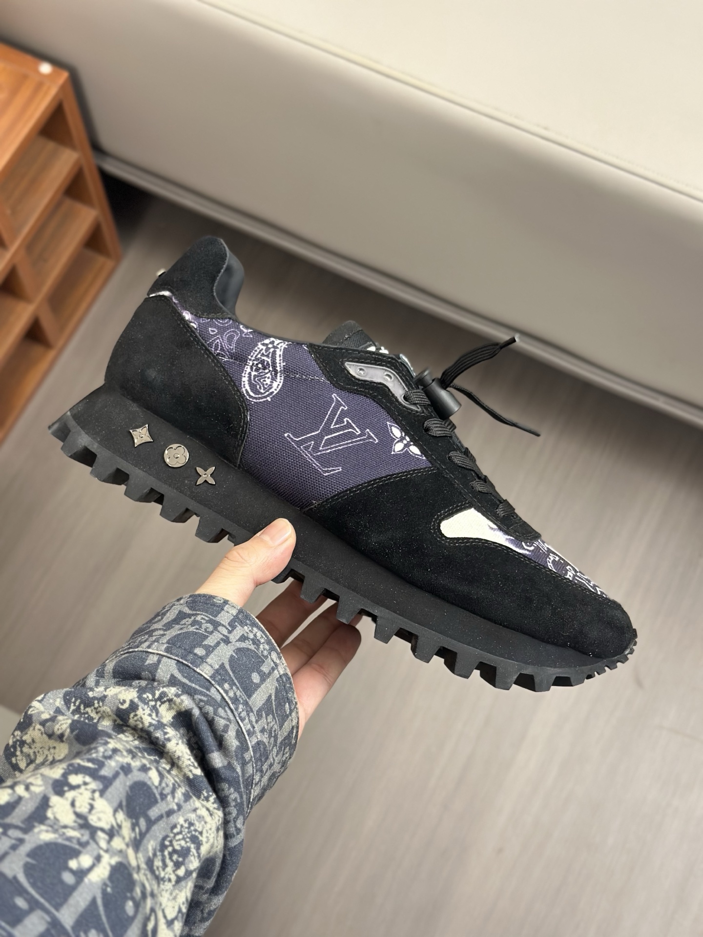 Louis Vuitton Men's Run Away Pulse Sneaker Black size 38-44, Top Quality 8 i1742765999661 7994 0 6