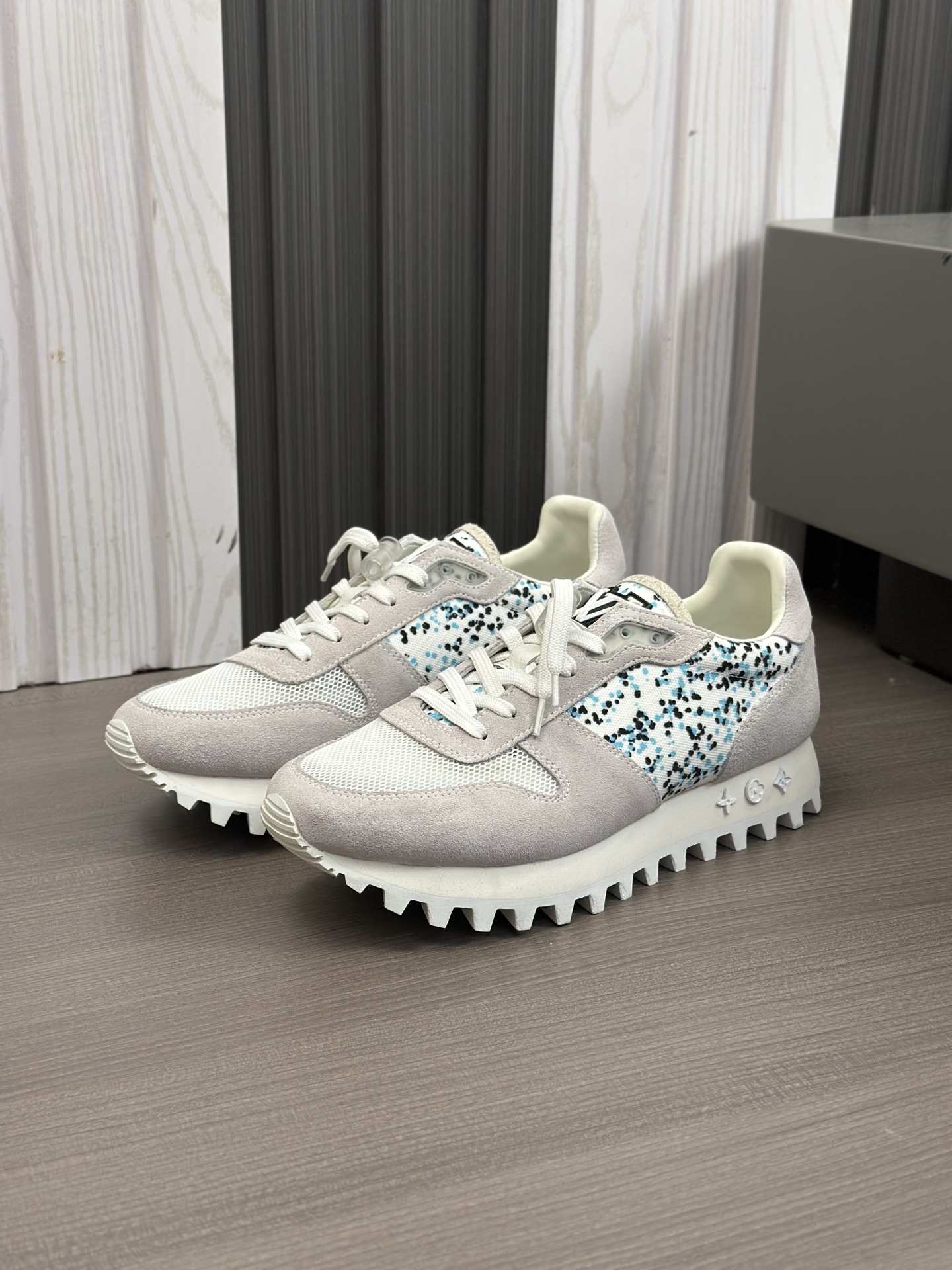 Men's Designer Fashion Sneakers: Italian Leather, Comfortable Fit (Sizes 38-44) 6 i1742766140331 9600 0 4