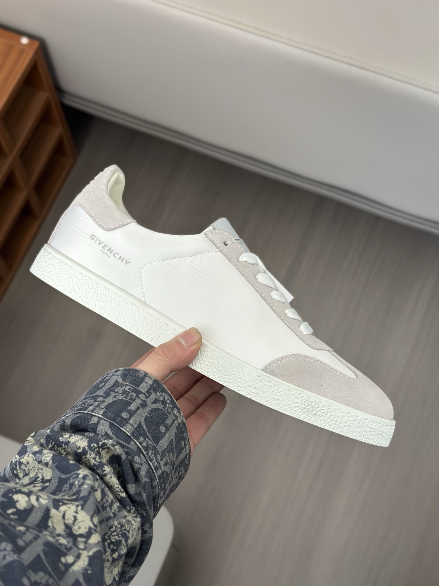 Givenchy Men's Low-Top Sneakers White Canvas Stylish Casual Shoes Size 39-44 7 i1742766649950 1357 0 5