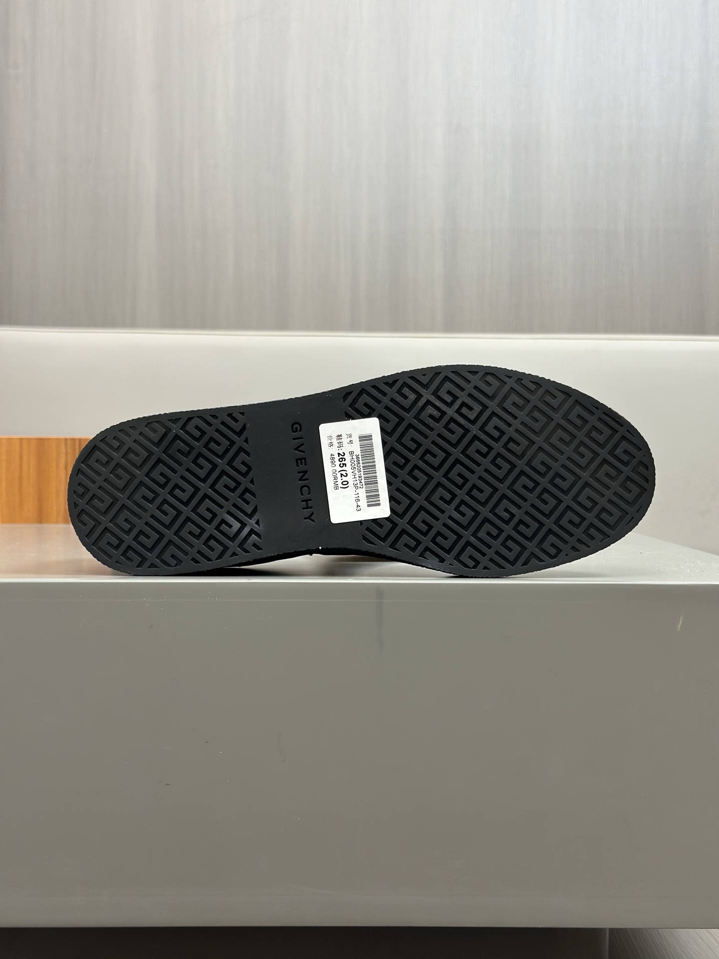 GIVENCHY Men's Low-Top Canvas Sneakers, Breathable and Comfortable 9 i1742766728594 6256 0 7