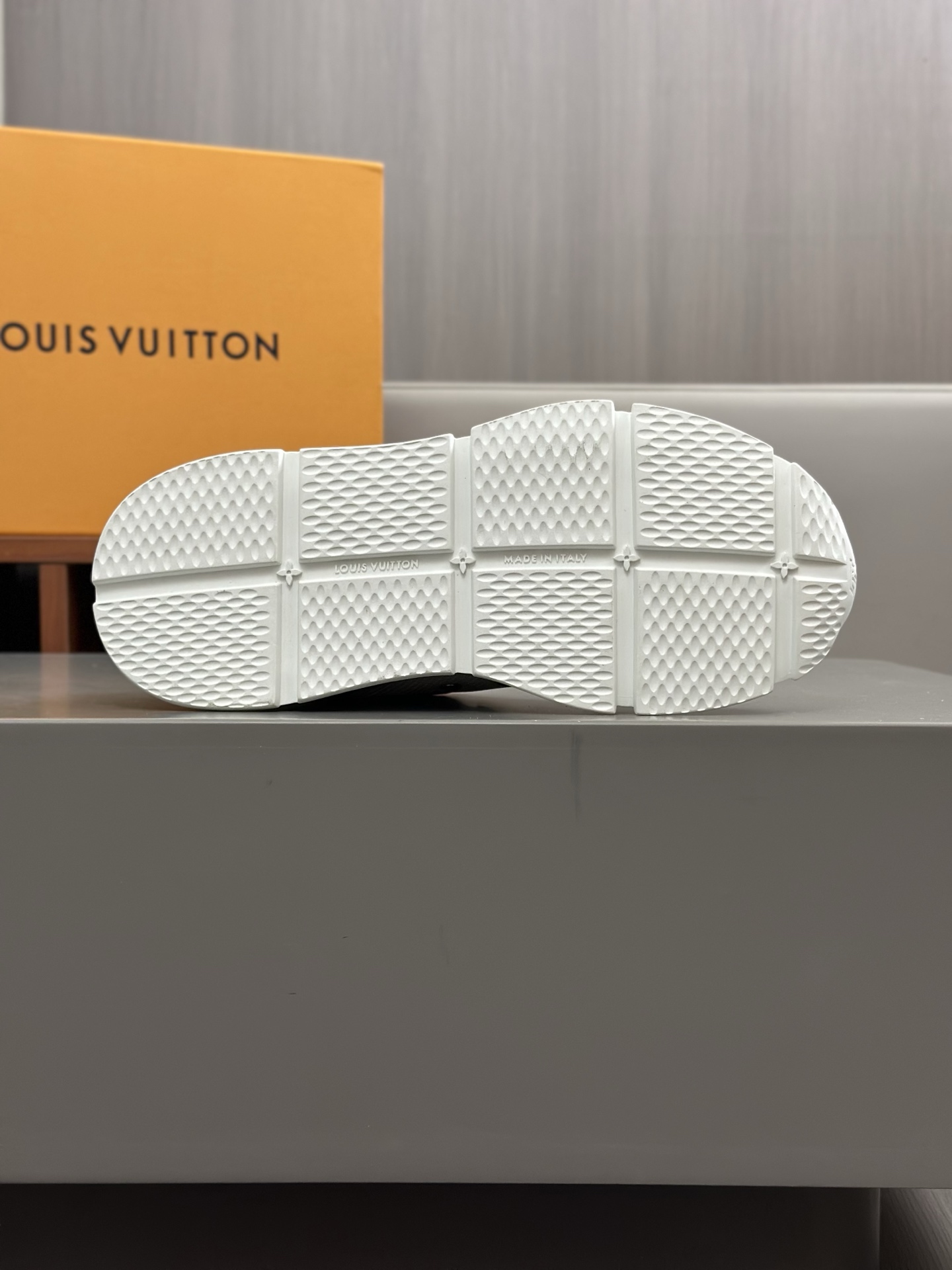Louis Vuitton Trainer Sneakers White, Premium Quality, Comfortable and Stylish 10 i1742884328430 8087 0 8