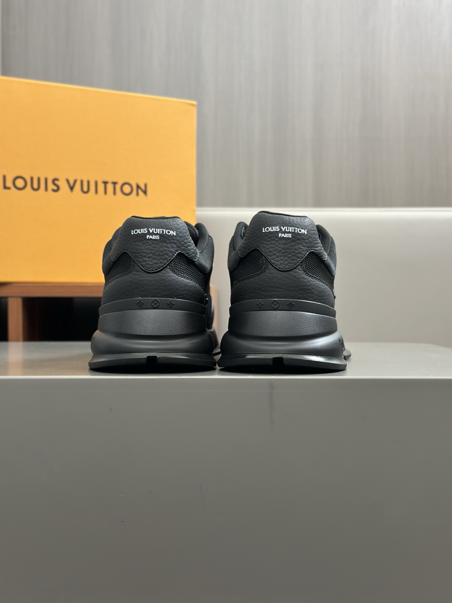 Louis Vuitton Trainer Sneakers: Upgraded Quality, Stylish Design, Limited Edition 10 i1742884337706 3320 0 8