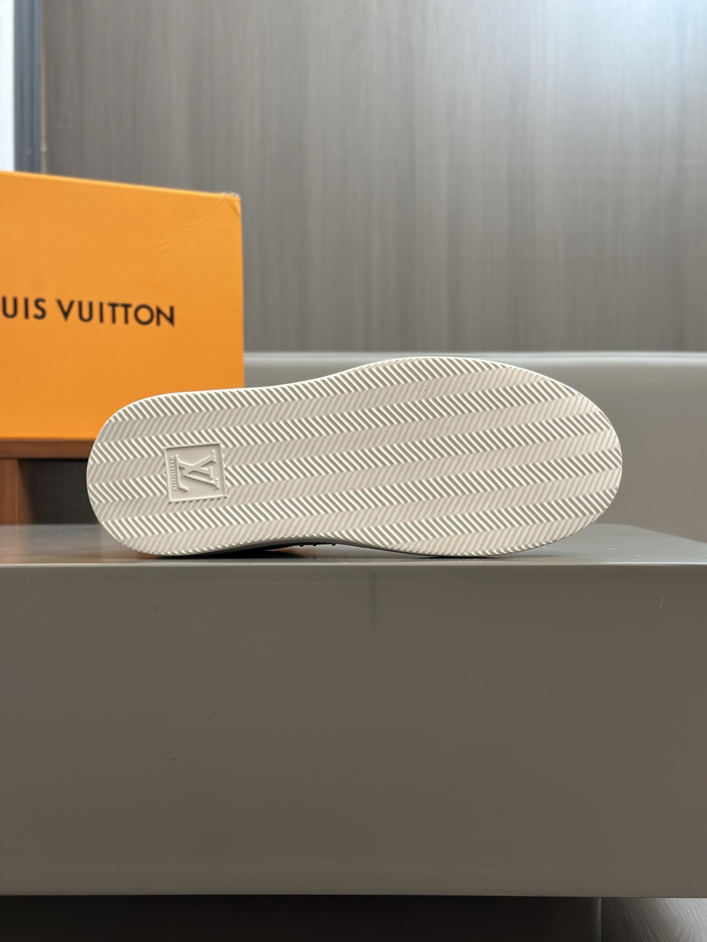 Louis Vuitton Beverly Hills Monogram Sneakers White Leather, Size 38-44 10 i1743148314173 4522 0 7