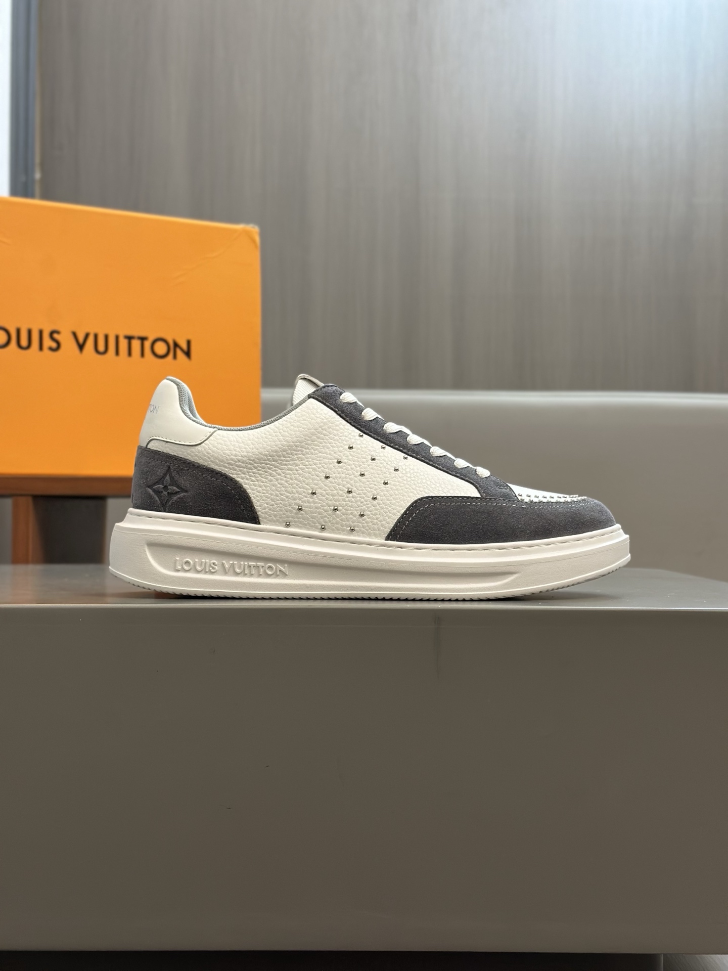 Louis Vuitton Beverly Hills Men's Sneakers Monogram Leather White and Gray 3 i1743148314196 2649 0 1