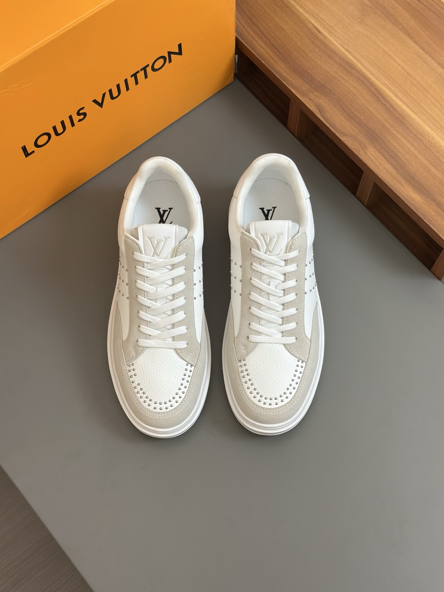 Louis Vuitton Beverly Hills Monogram Sneakers White Leather, Size 38-44 2 i1743148329131 7976 0 0