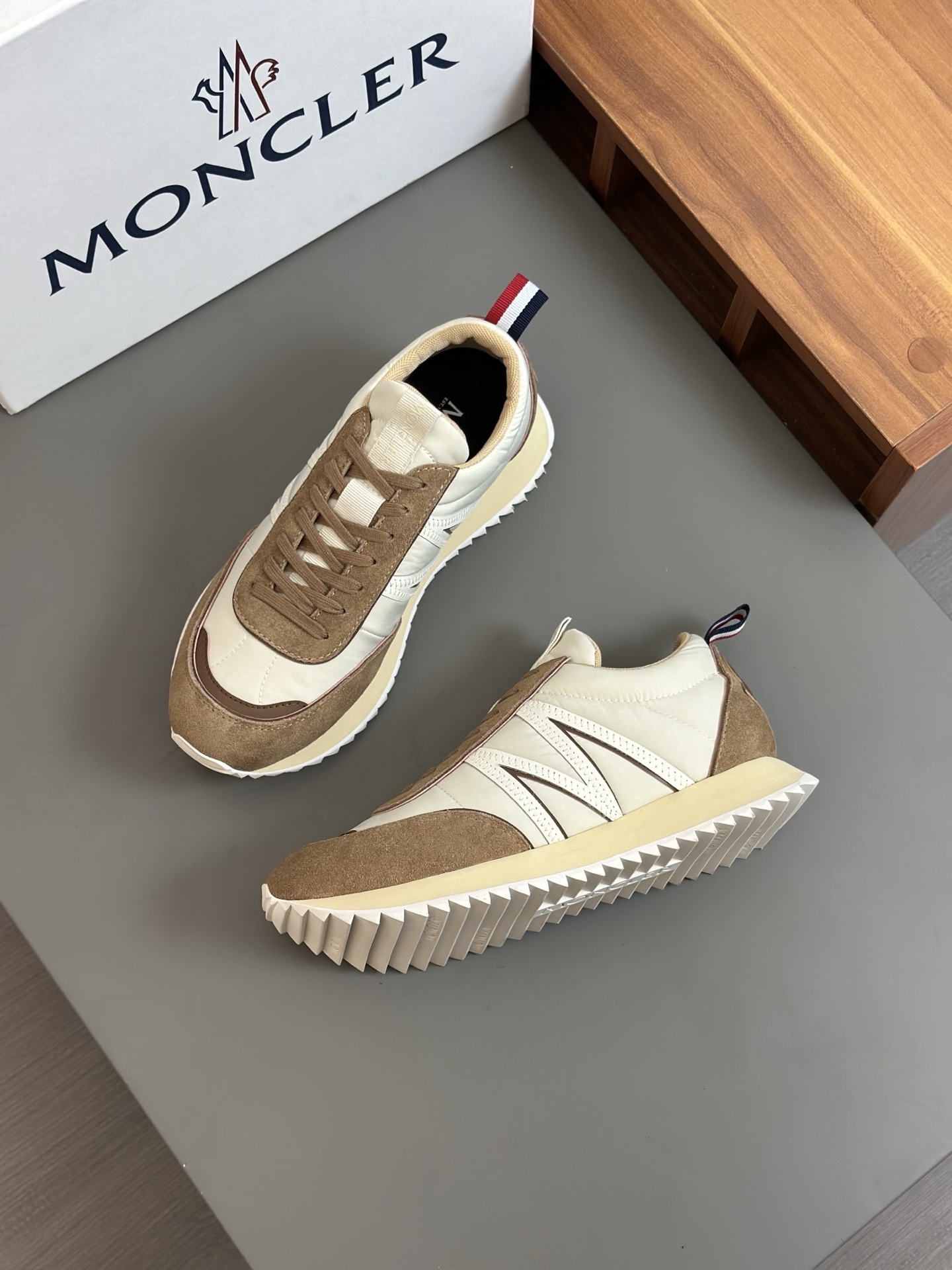 Moncler Men's Sneakers - Stylish Design, Comfortable Fit, High-Quality Shoe 3 i1743323429996 6088 0 1
