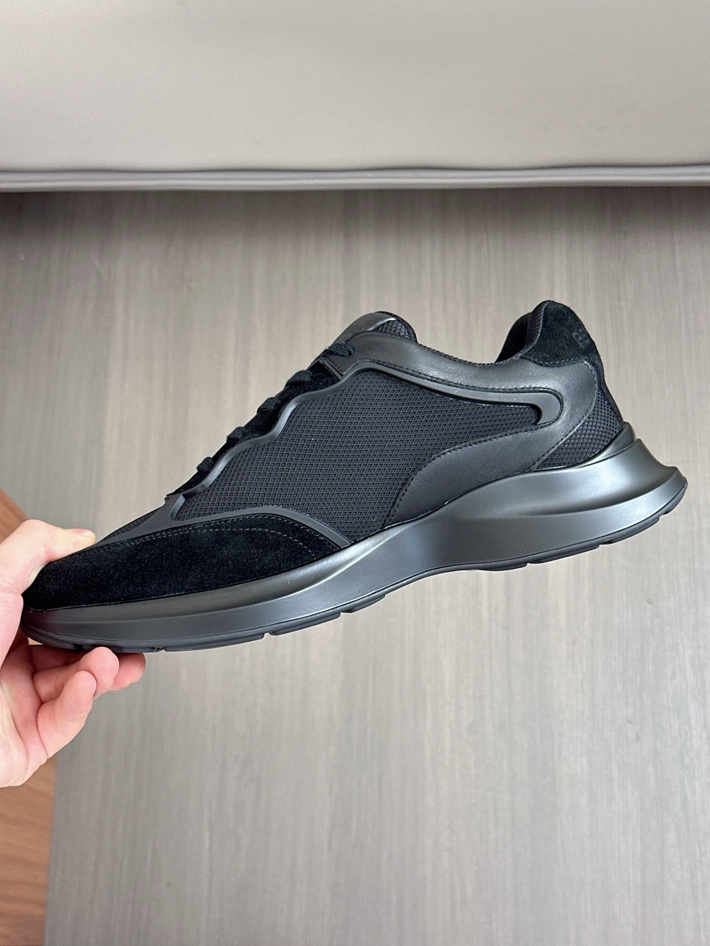 Ferragamo Men's Leather and Mesh Low-Top Sneakers - Classic Style, Comfortable Fit 8 i1743323601468 3011 0 6