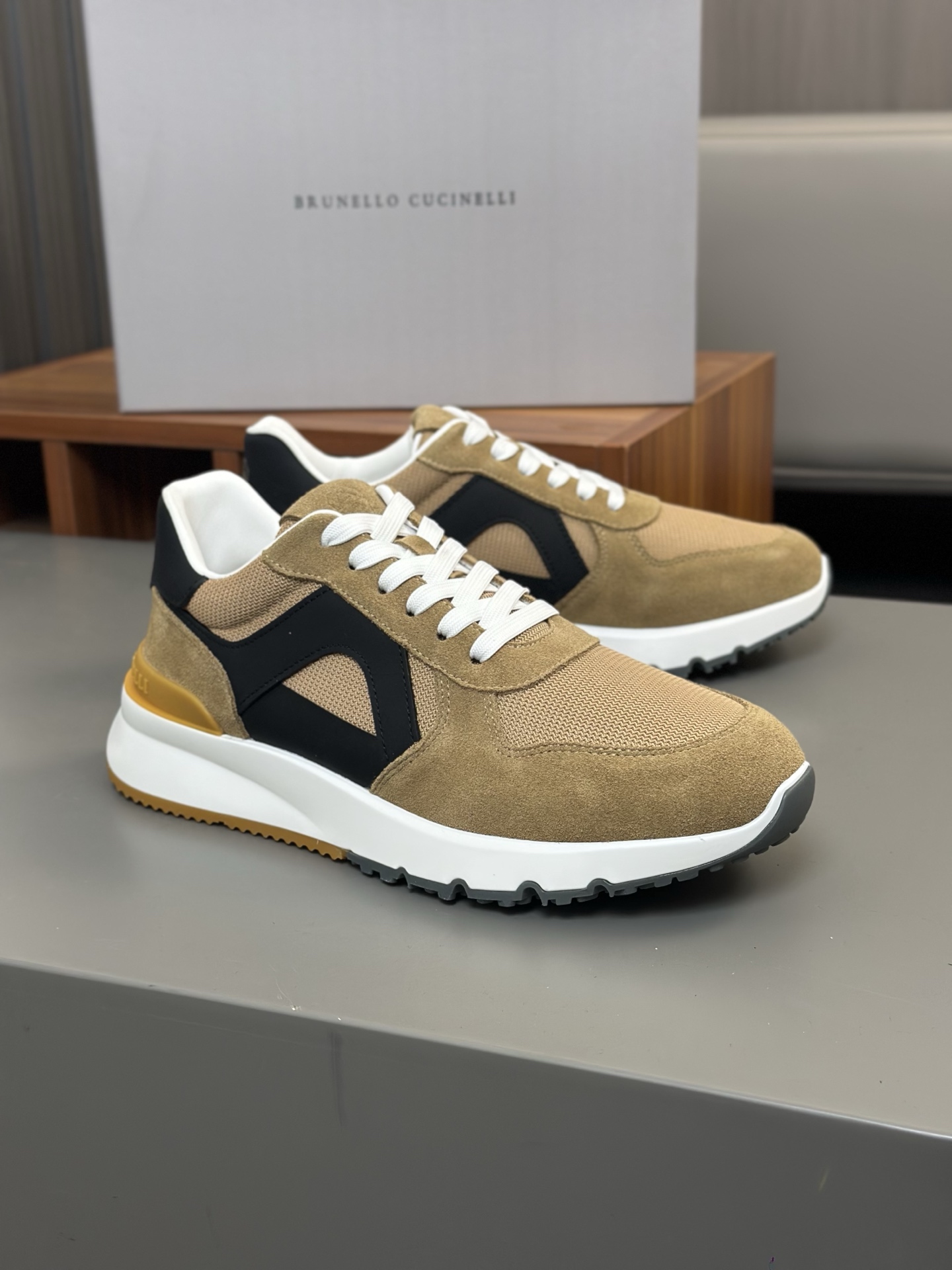 Brunello Cucinelli Suede Sneakers for Men - Casual Style, Ultimate Comfort 6 i1743404795947 9282 0 4