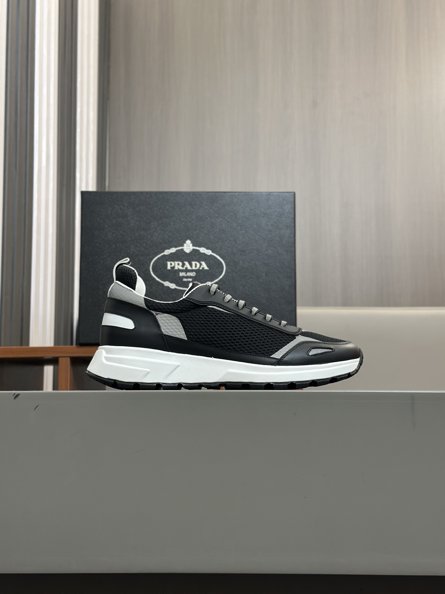Prada Men's Leather Casual Sneakers with Breathable Mesh and Embossed Logo 4 i1743405781849 2739 0 2