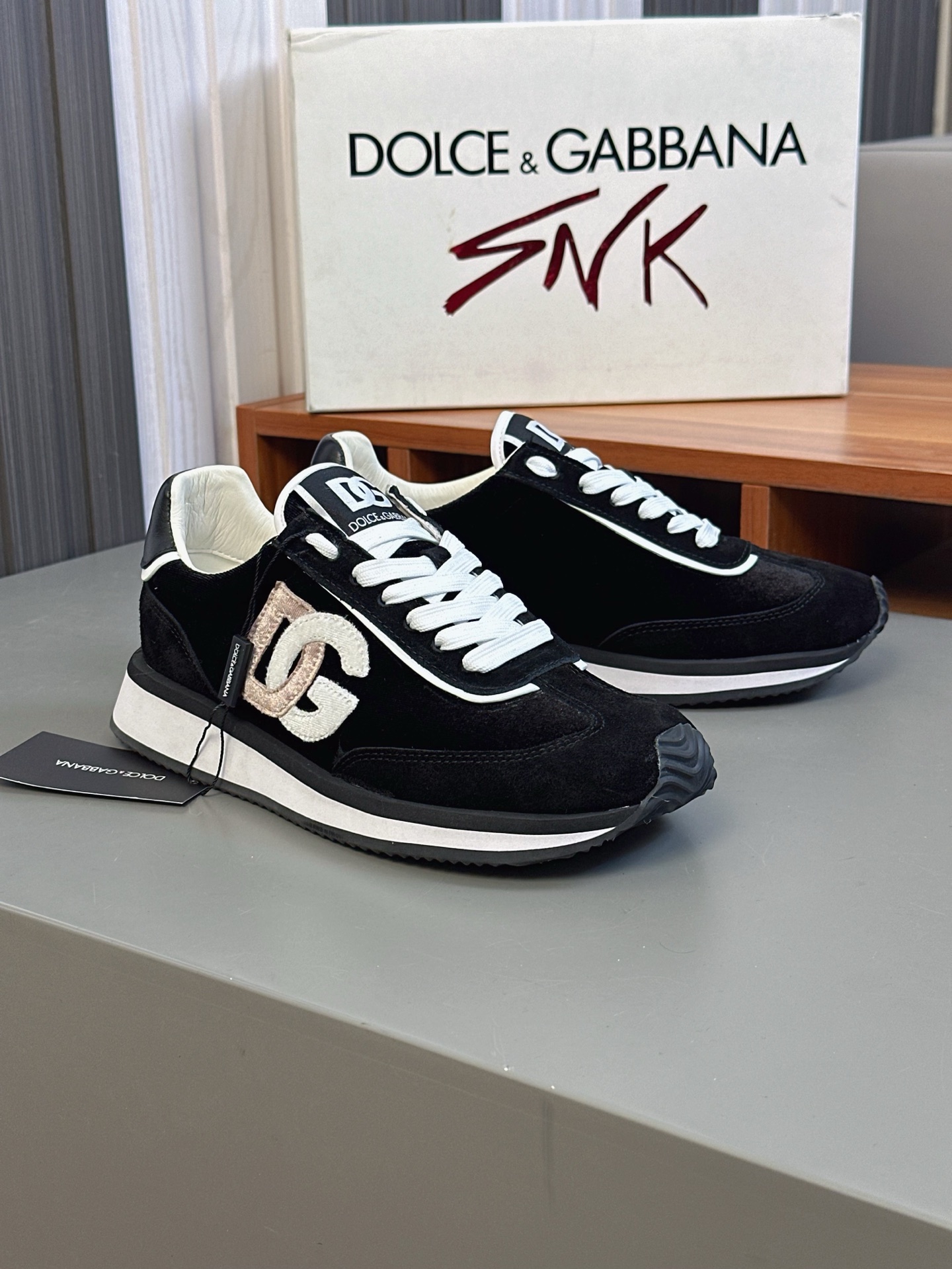 --Nuevo--Dolce&Gabbana--DG de gama alta de los hombres zapatos deportivo-casual. Mostrador superior 