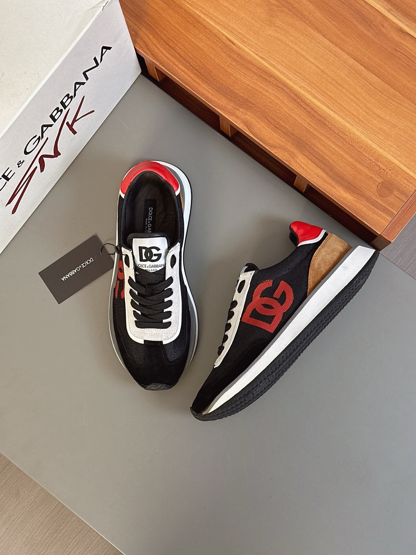 --Nuevo--Dolce&Gabbana--DG de gama alta de los hombres zapatos deportivo-casual. Mostrador superior 