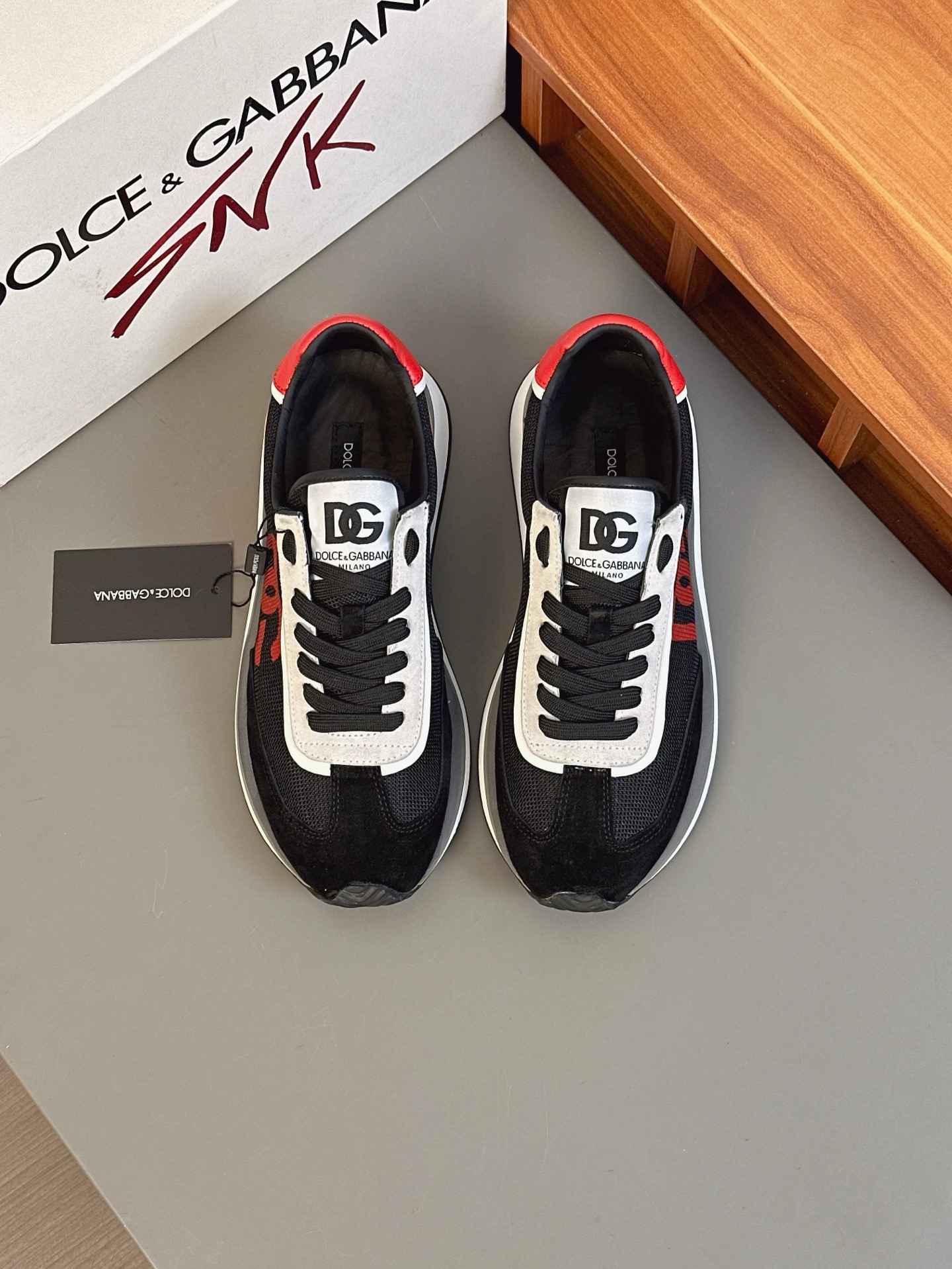 --Nuevo--Dolce&Gabbana--DG de gama alta de los hombres zapatos deportivo-casual. Mostrador superior 