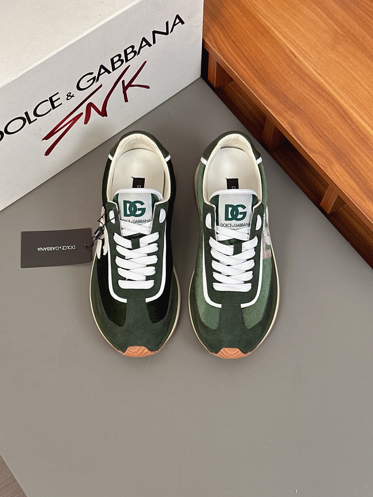 --Nuevo--Dolce&Gabbana--DG de gama alta de los hombres zapatos deportivo-casual. Mostrador superior 