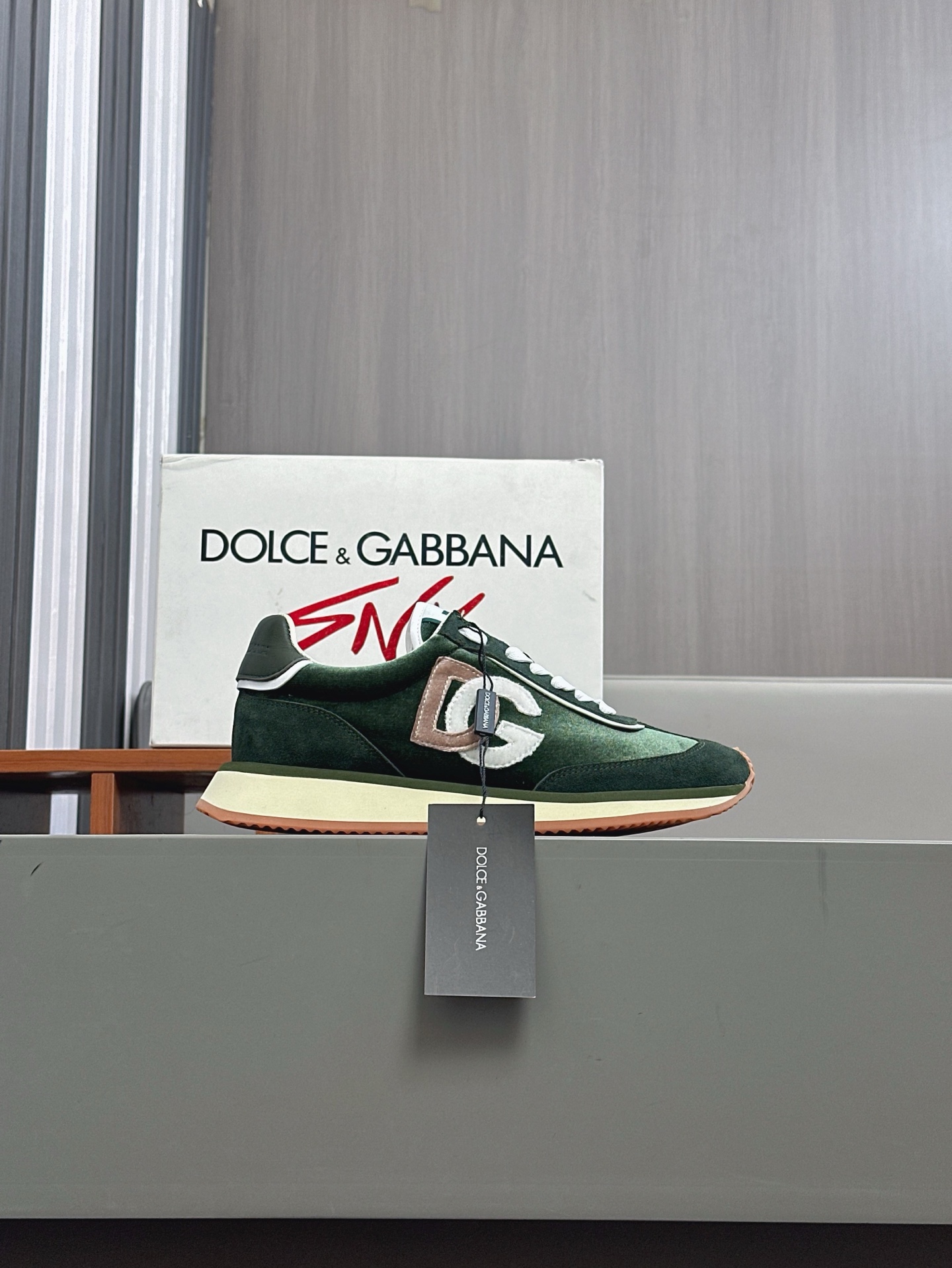 --Nuevo--Dolce&Gabbana--DG de gama alta de los hombres zapatos deportivo-casual. Mostrador superior 