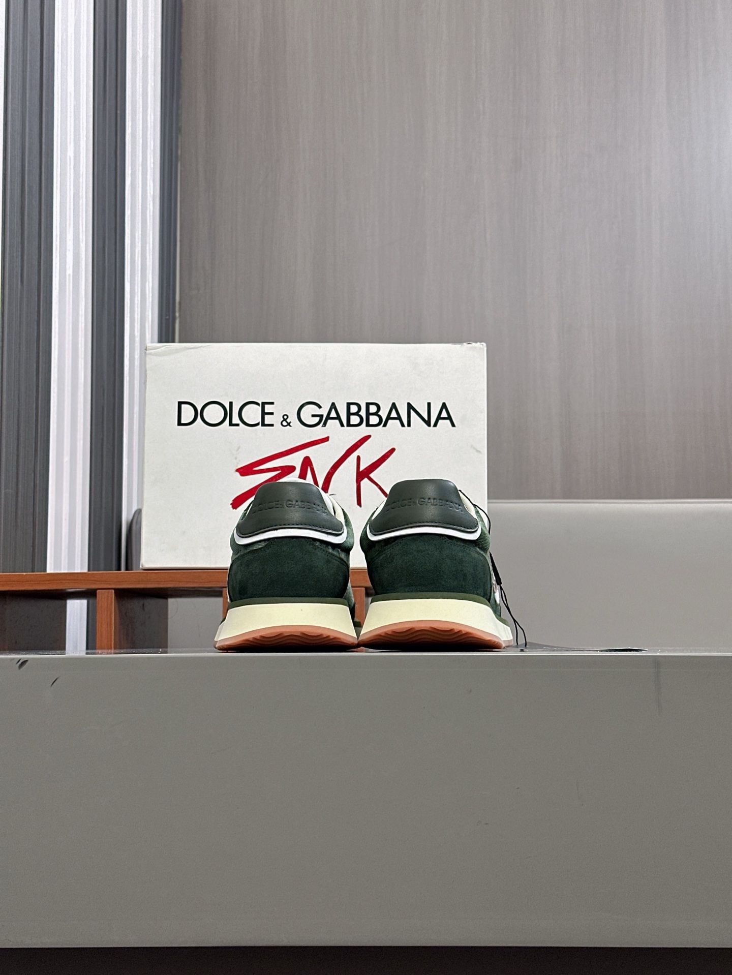 --Nuevo--Dolce&Gabbana--DG de gama alta de los hombres zapatos deportivo-casual. Mostrador superior 