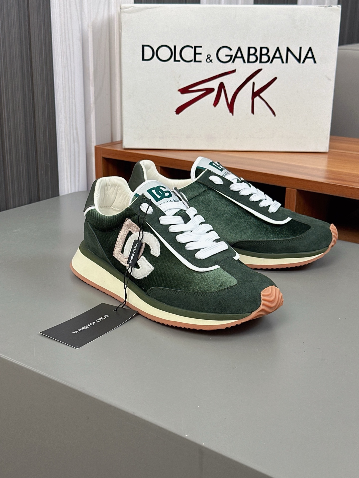 --Nuevo--Dolce&Gabbana--DG de gama alta de los hombres zapatos deportivo-casual. Mostrador superior 