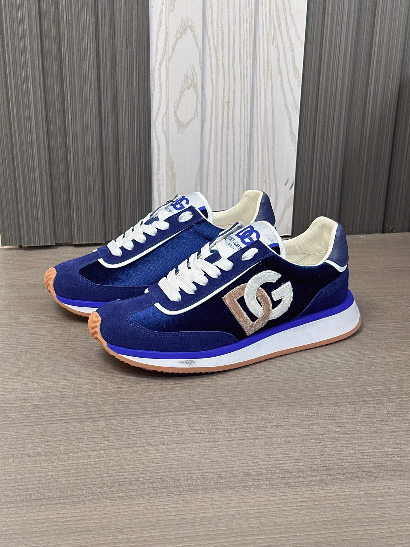 --Nuevo--Dolce&Gabbana--DG de gama alta de los hombres zapatos deportivo-casual. Mostrador superior 