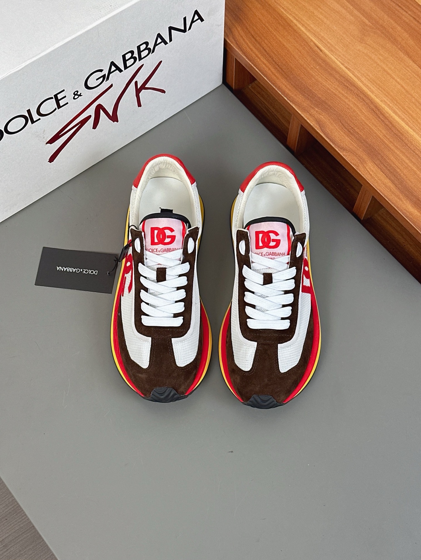 --Nuevo--Dolce&Gabbana--DG de gama alta de los hombres zapatos deportivo-casual. Mostrador superior 