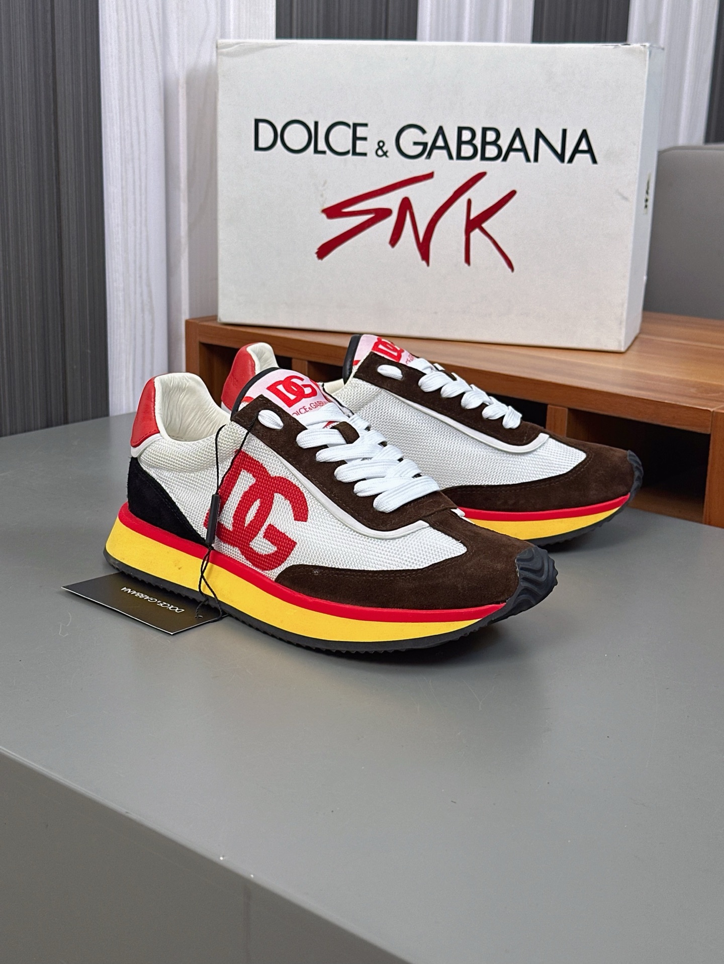 --Nuevo--Dolce&Gabbana--DG de gama alta de los hombres zapatos deportivo-casual. Mostrador superior 
