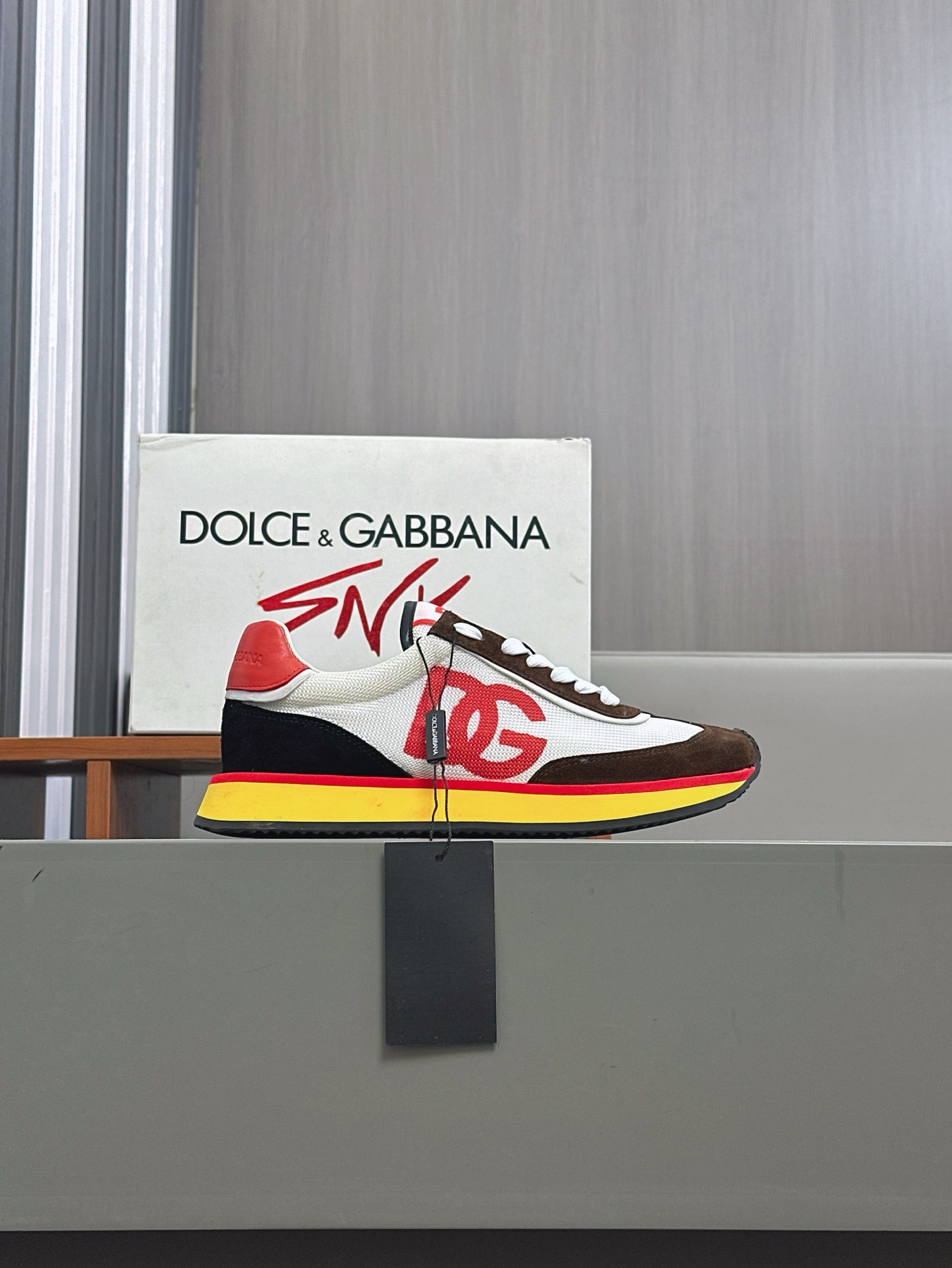 --Nuevo--Dolce&Gabbana--DG de gama alta de los hombres zapatos deportivo-casual. Mostrador superior 