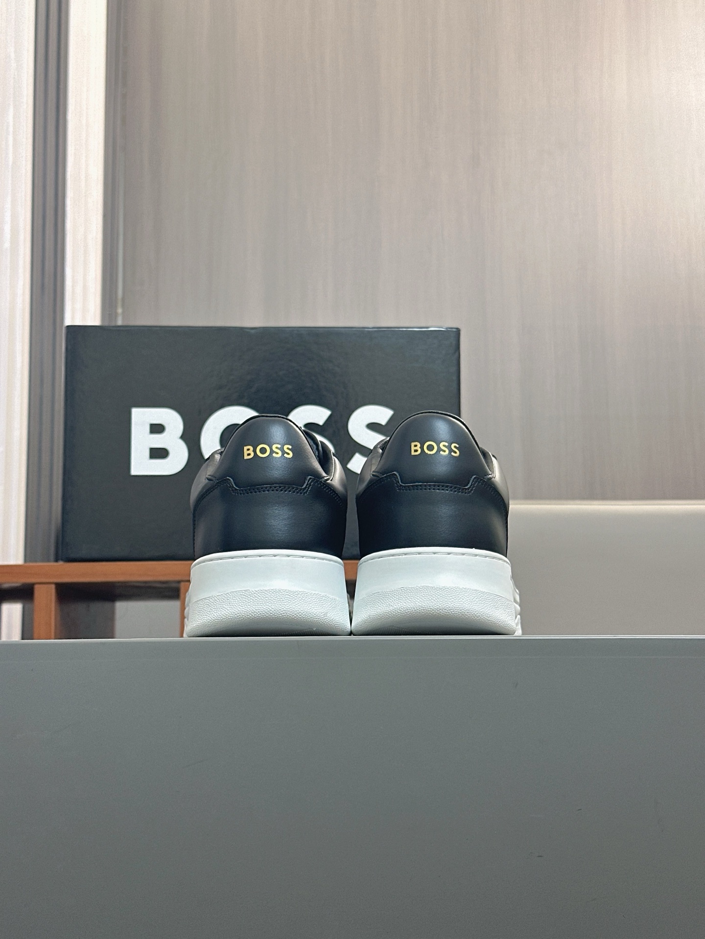 Boss Men's Leather Sneakers - Comfortable, Breathable, and Lightweight. Size 39-44 8 i1743972509574 5498 0 6