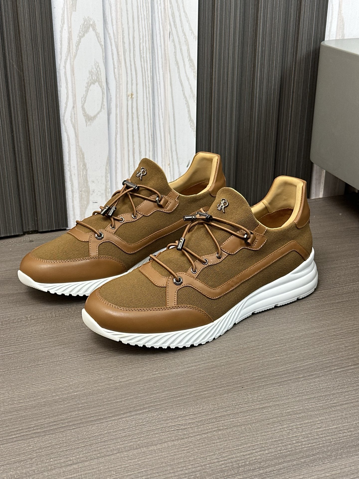 Calidad original!Stefano Ricci (Stefan) zapatos casuales de cuero para hombre. Hecho de cuero de bec