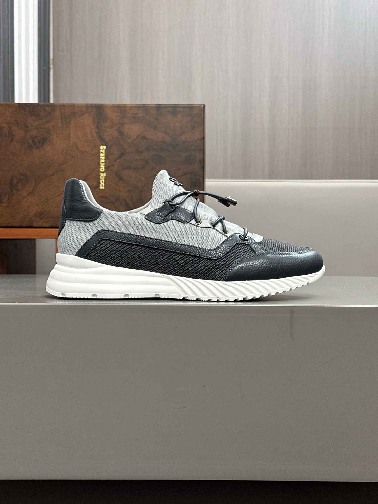 Calidad original!Stefano Ricci (Stefan) zapatos casuales de cuero para hombre. Hecho de cuero de bec