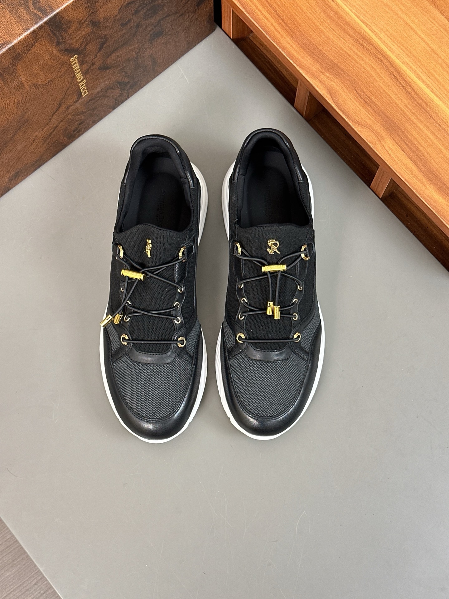 Calidad original!Stefano Ricci (Stefan) zapatos casuales de cuero para hombre. Hecho de cuero de bec