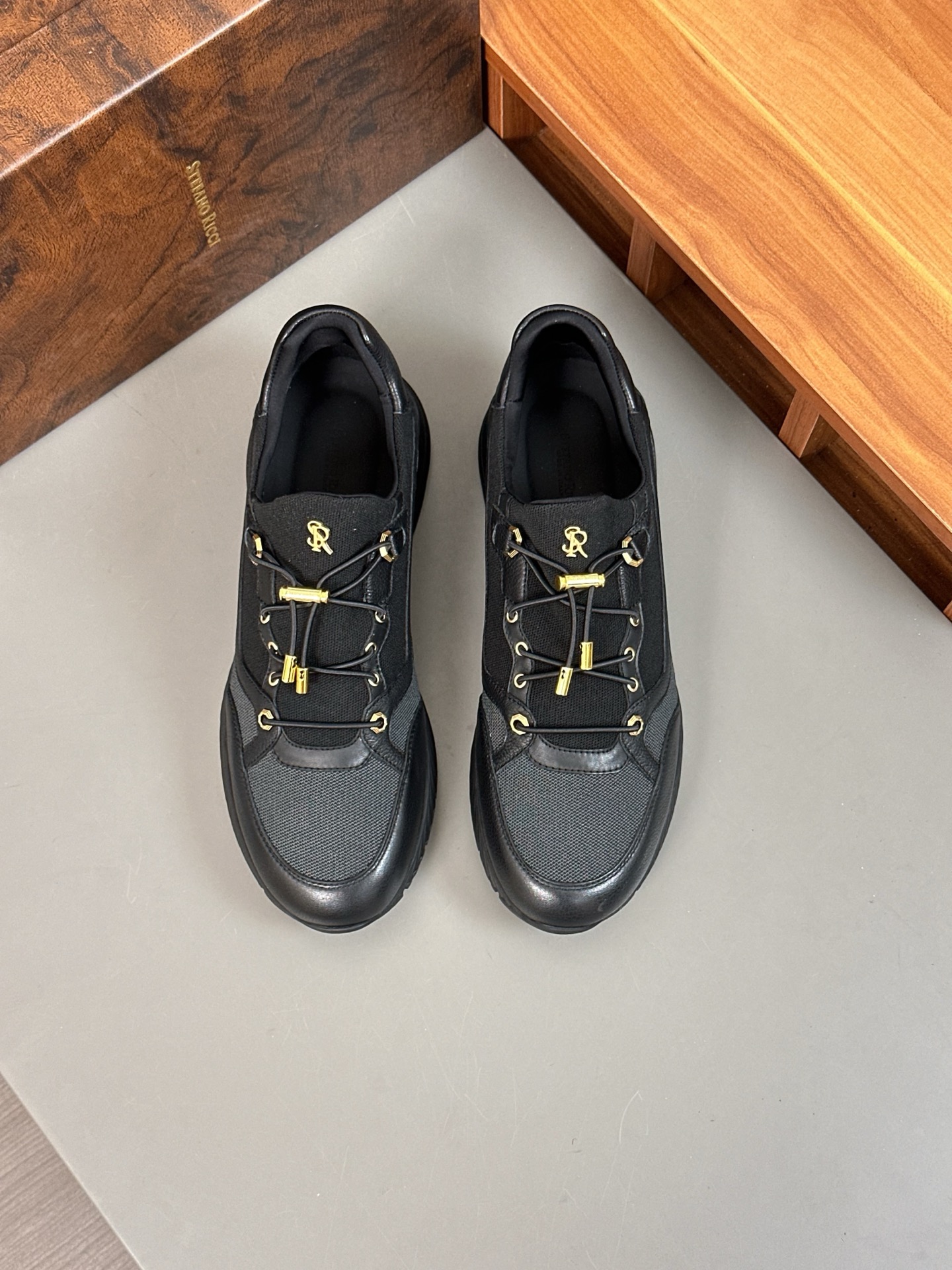 Calidad original!Stefano Ricci (Stefan) zapatos casuales de cuero para hombre. Hecho de cuero de bec