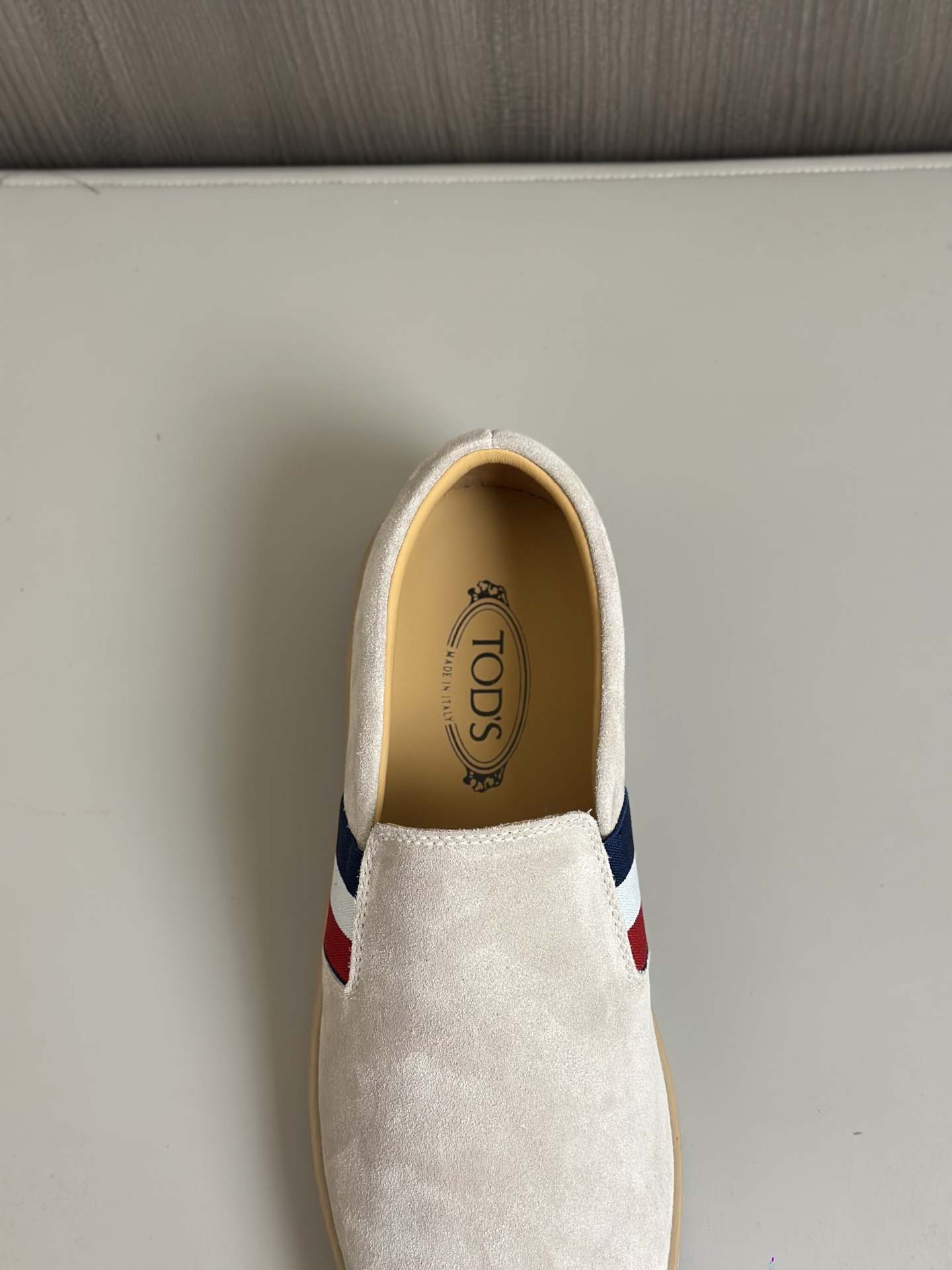 TOD'S/Tod's nuevos mocasines de hombre esta sección de zapatos a aterciopelada suave gamuza y piel d