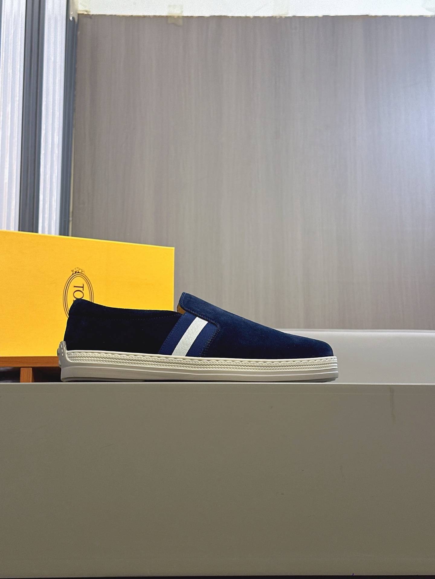 TOD'S/Tod's nuevos mocasines de hombre esta sección de zapatos a aterciopelada suave gamuza y piel d