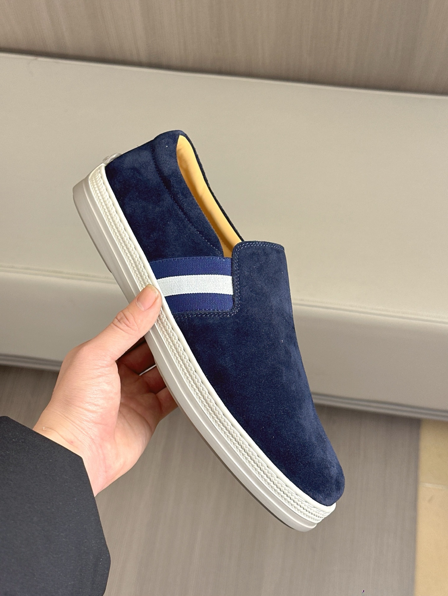 TOD'S/Tod's nuevos mocasines de hombre esta sección de zapatos a aterciopelada suave gamuza y piel d