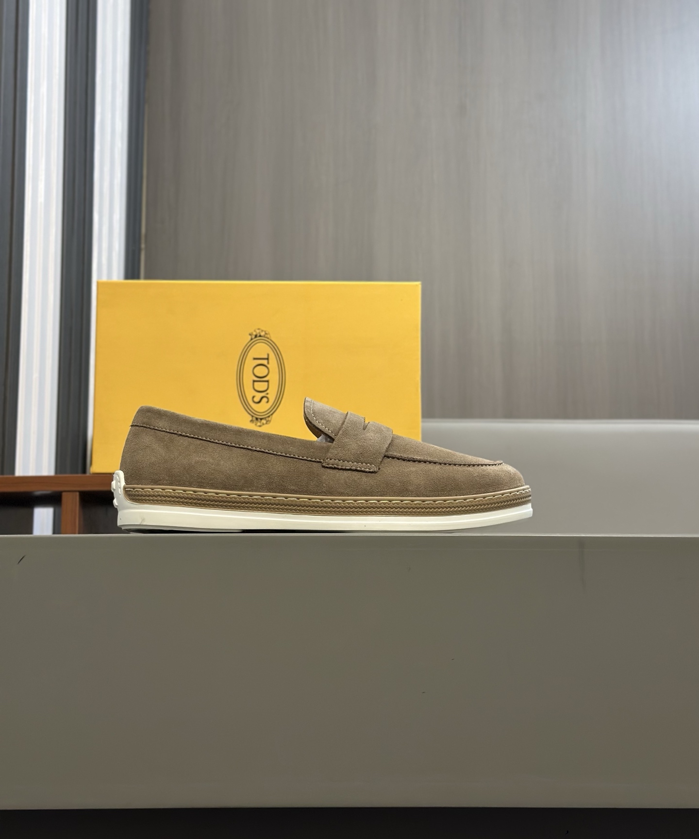 TOD'S/Tod's nuevos mocasines de hombre esta sección de zapatos a aterciopelada suave gamuza y piel d