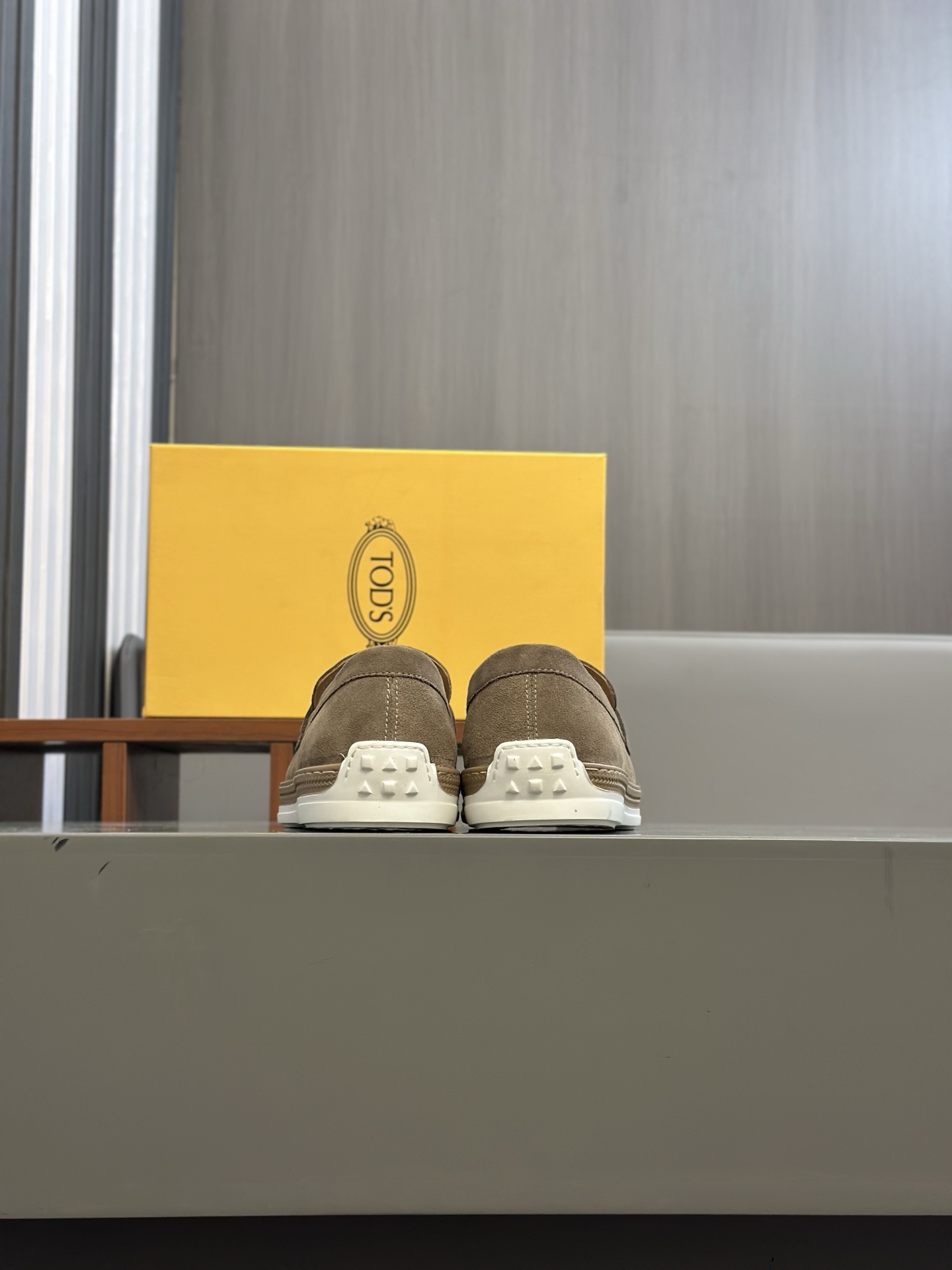 TOD'S/Tod's nuevos mocasines de hombre esta sección de zapatos a aterciopelada suave gamuza y piel d