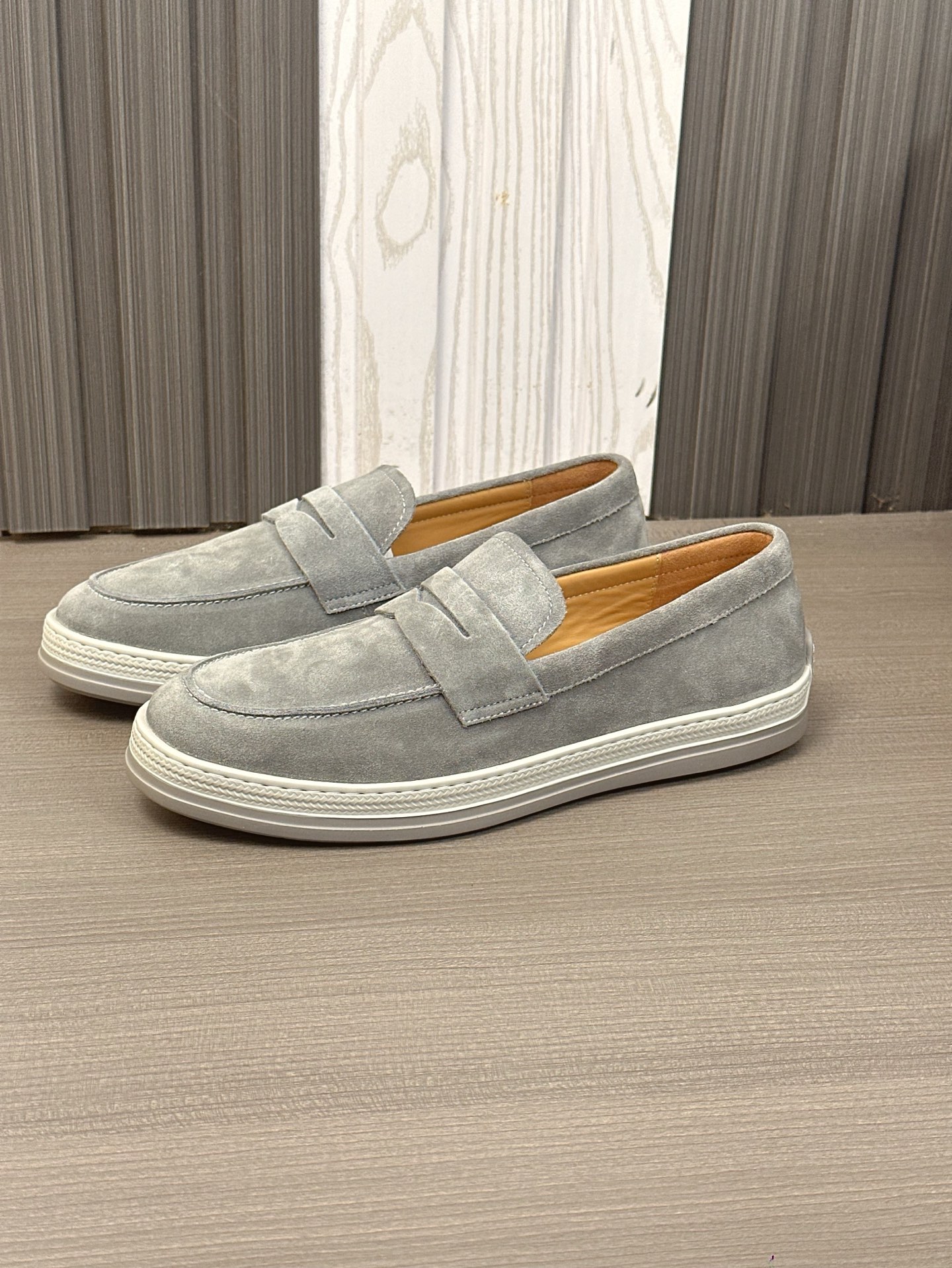 TOD'S/Tod's nuevos mocasines de hombre esta sección de zapatos a aterciopelada suave gamuza y piel d