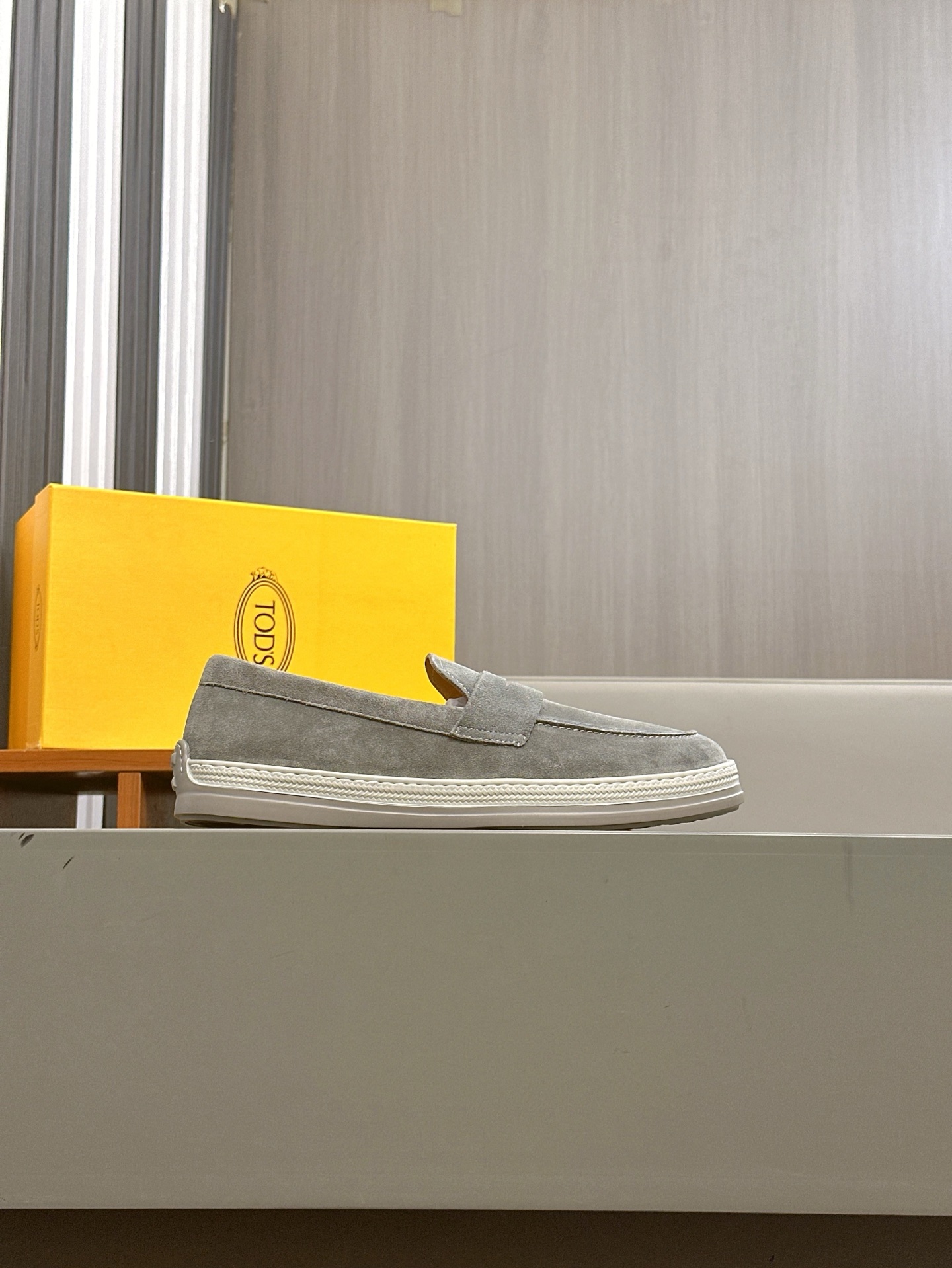 TOD'S/Tod's nuevos mocasines de hombre esta sección de zapatos a aterciopelada suave gamuza y piel d